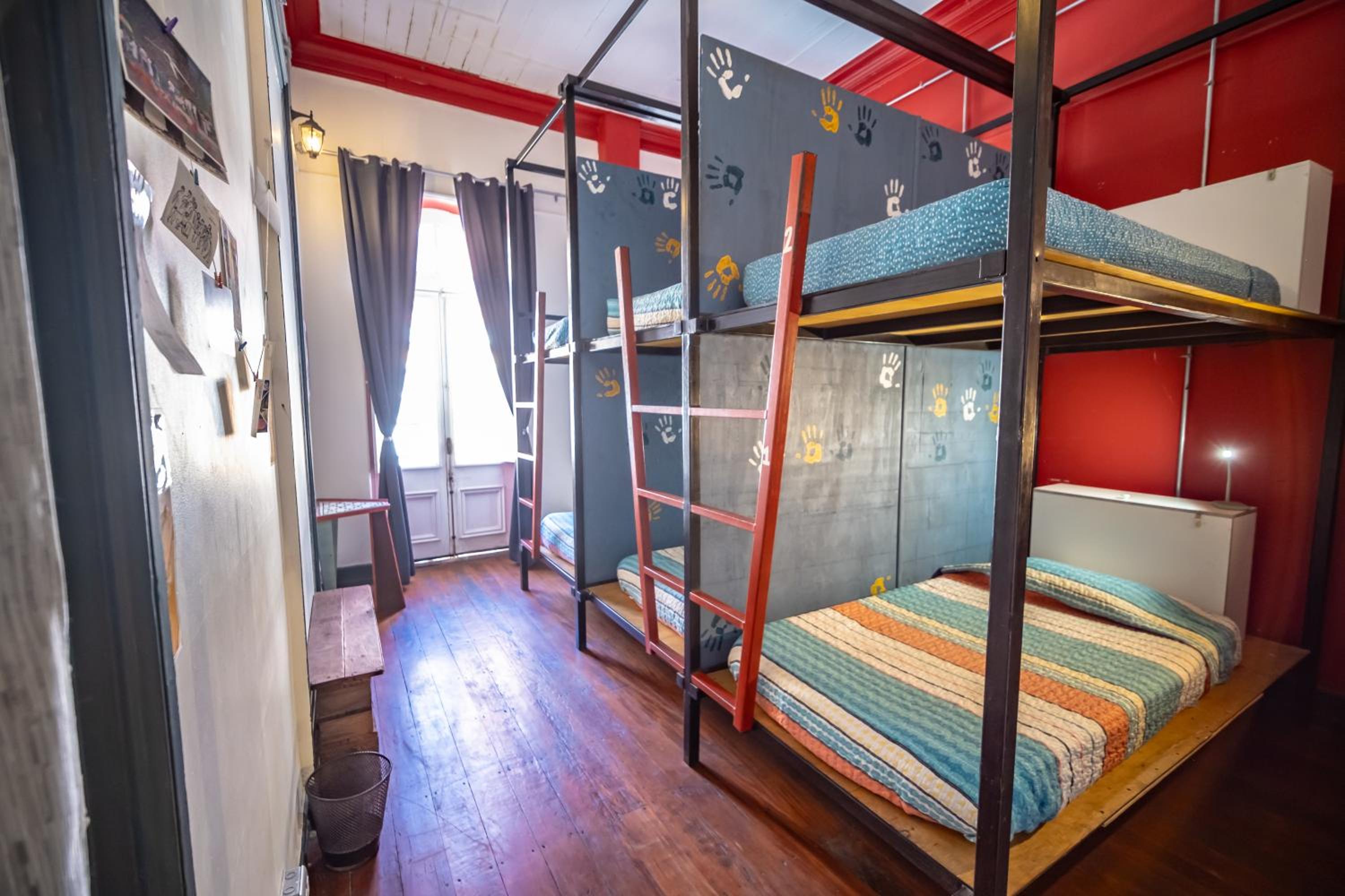 Bed in 8-Bed Mixed Dormitory Room