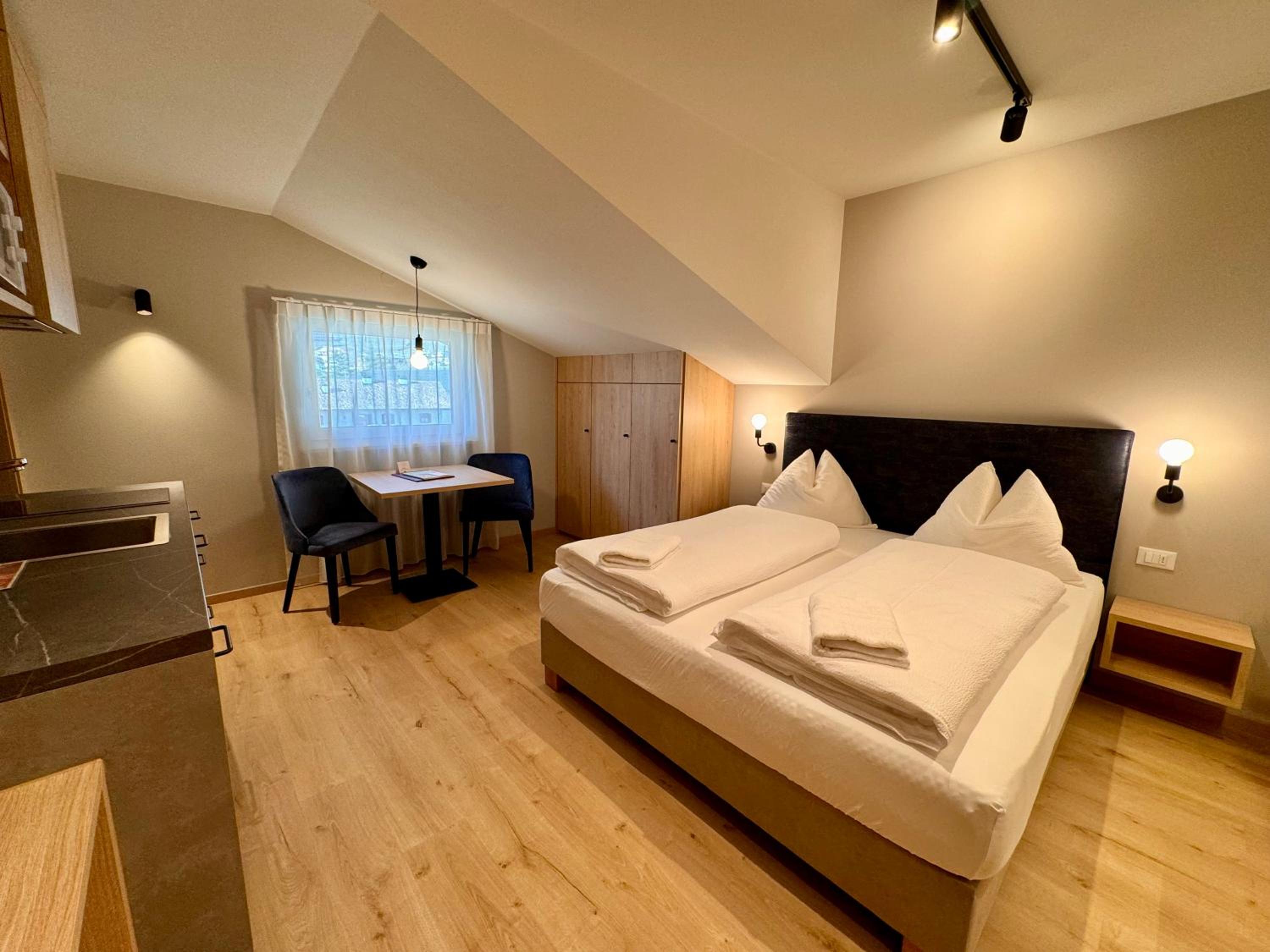 Apartment - Photo 2