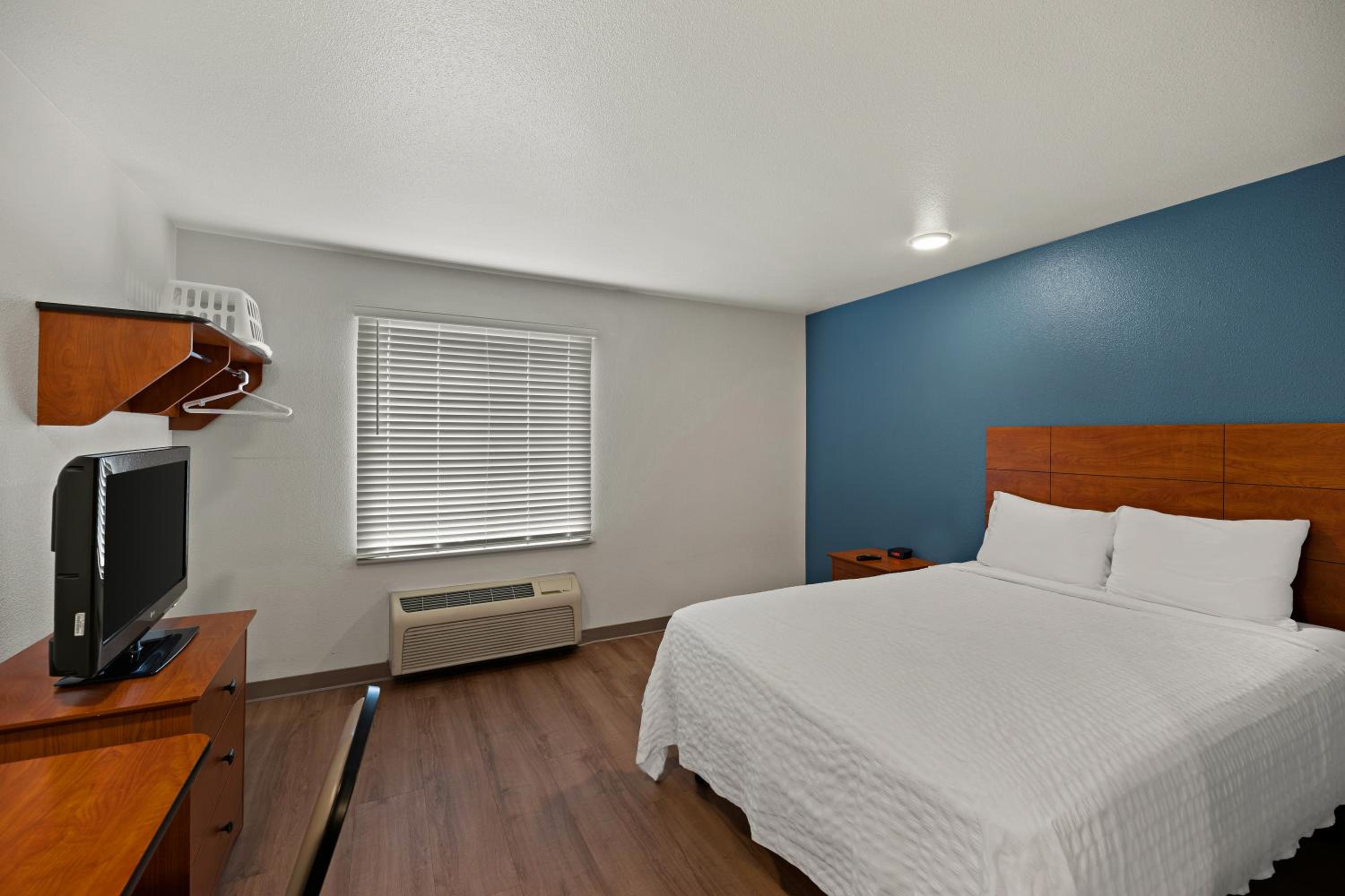 Standard Double Room - Non-Smoking photo 3