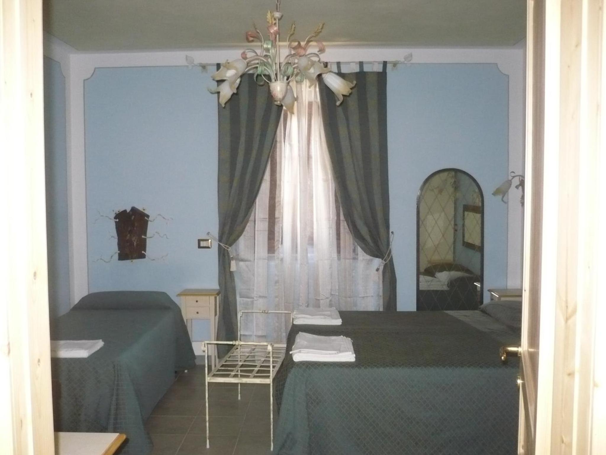 Triple Room - Photo 6