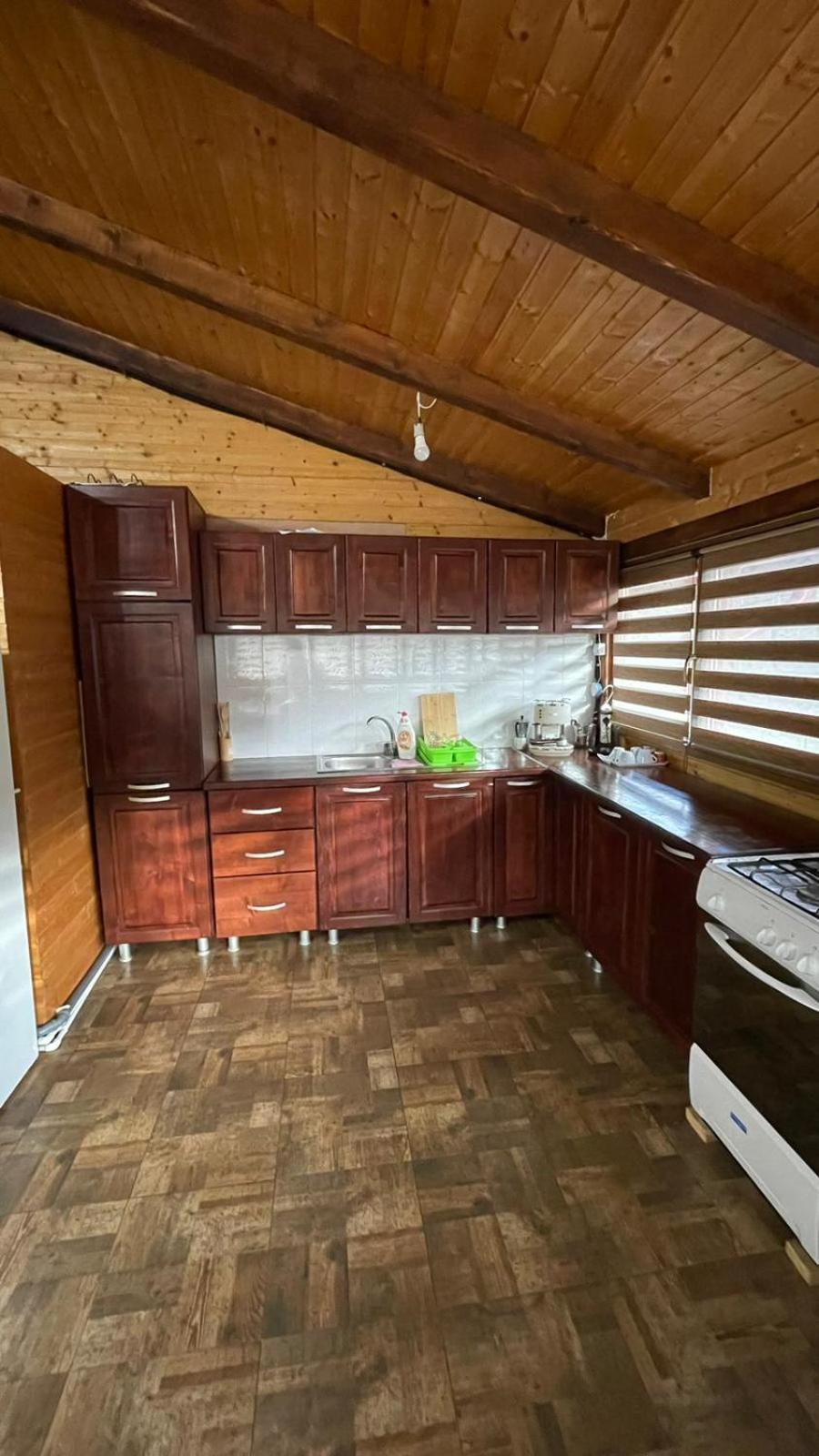 Double Room with Private Bathroom - Photo 12