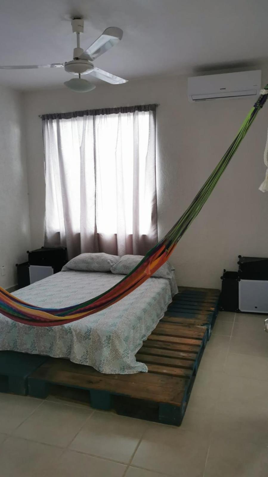Three-Bedroom House photo 3