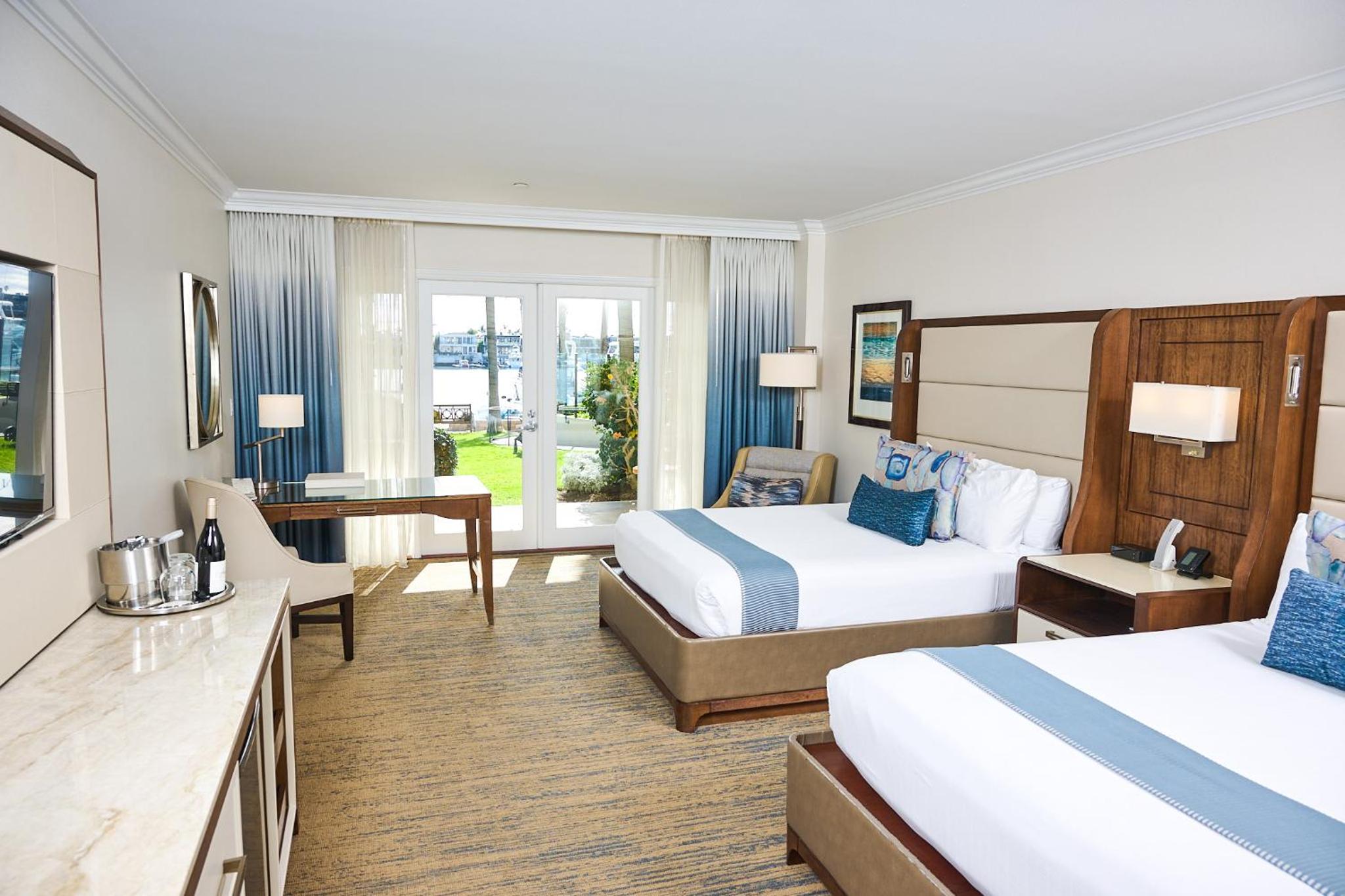  Beach Front King Room - Photo 1