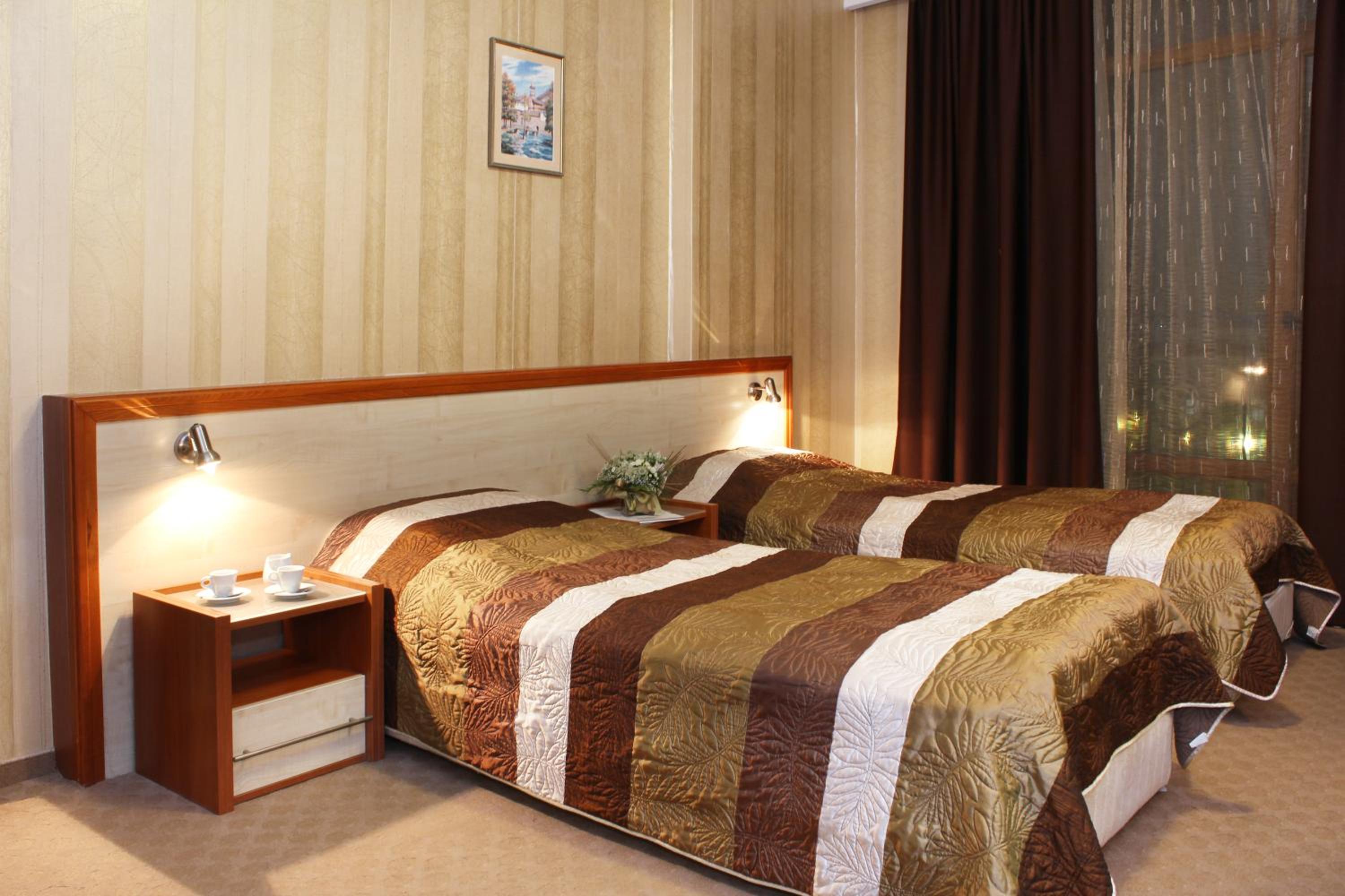 Double or Twin Room - Photo 3