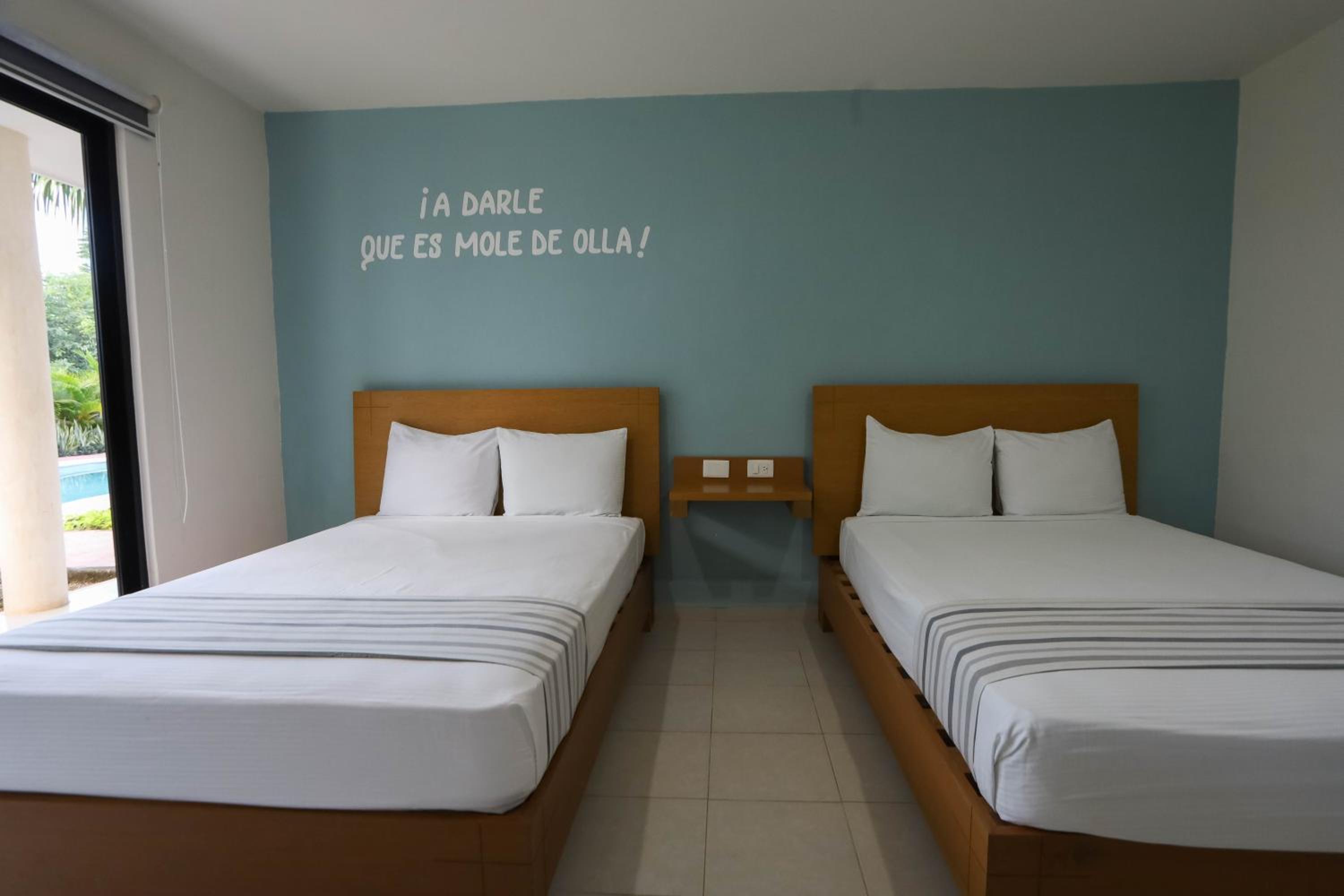 Double Room with Two Double Beds - Photo 1