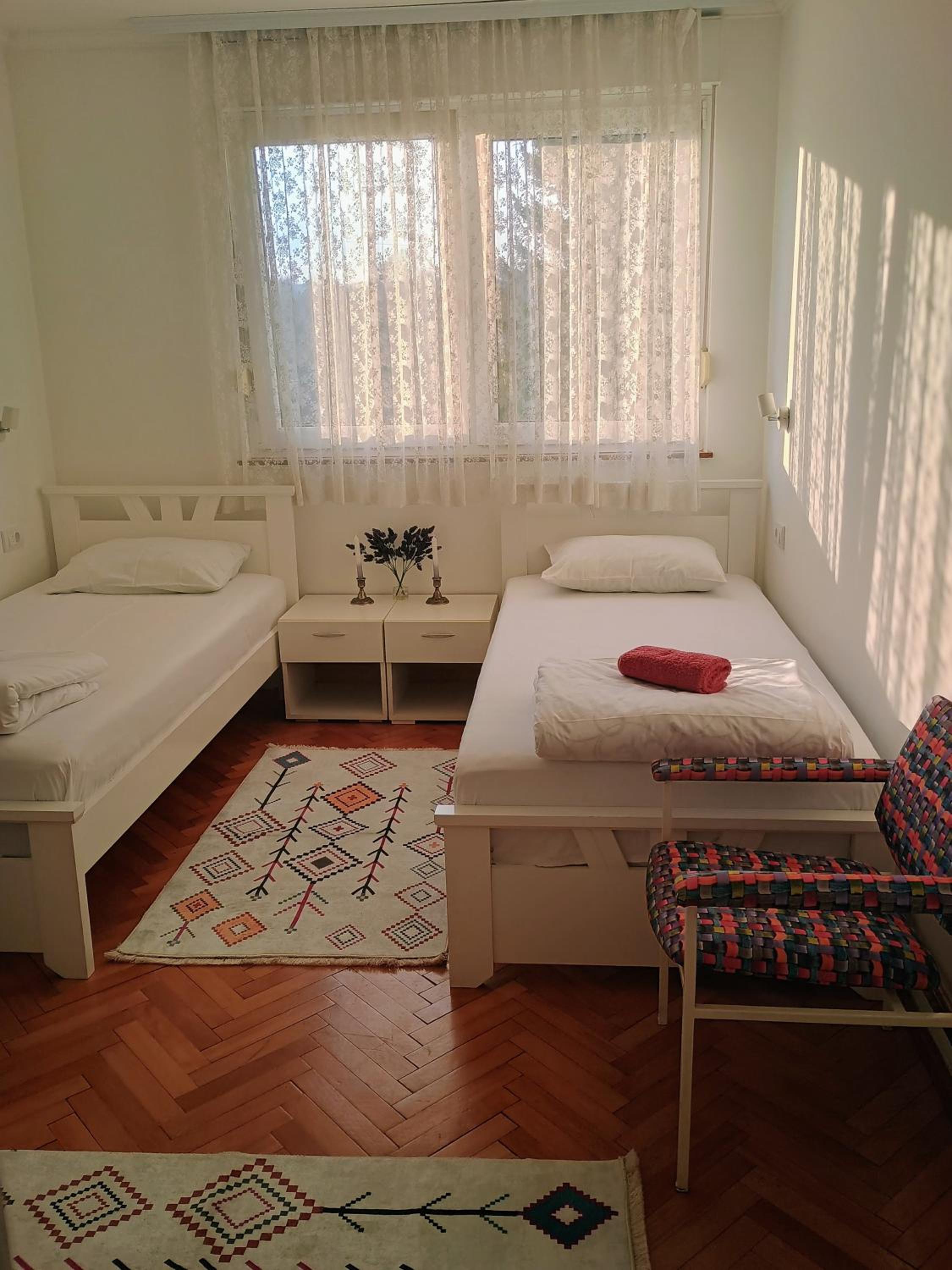 One-Bedroom Apartment photo 3