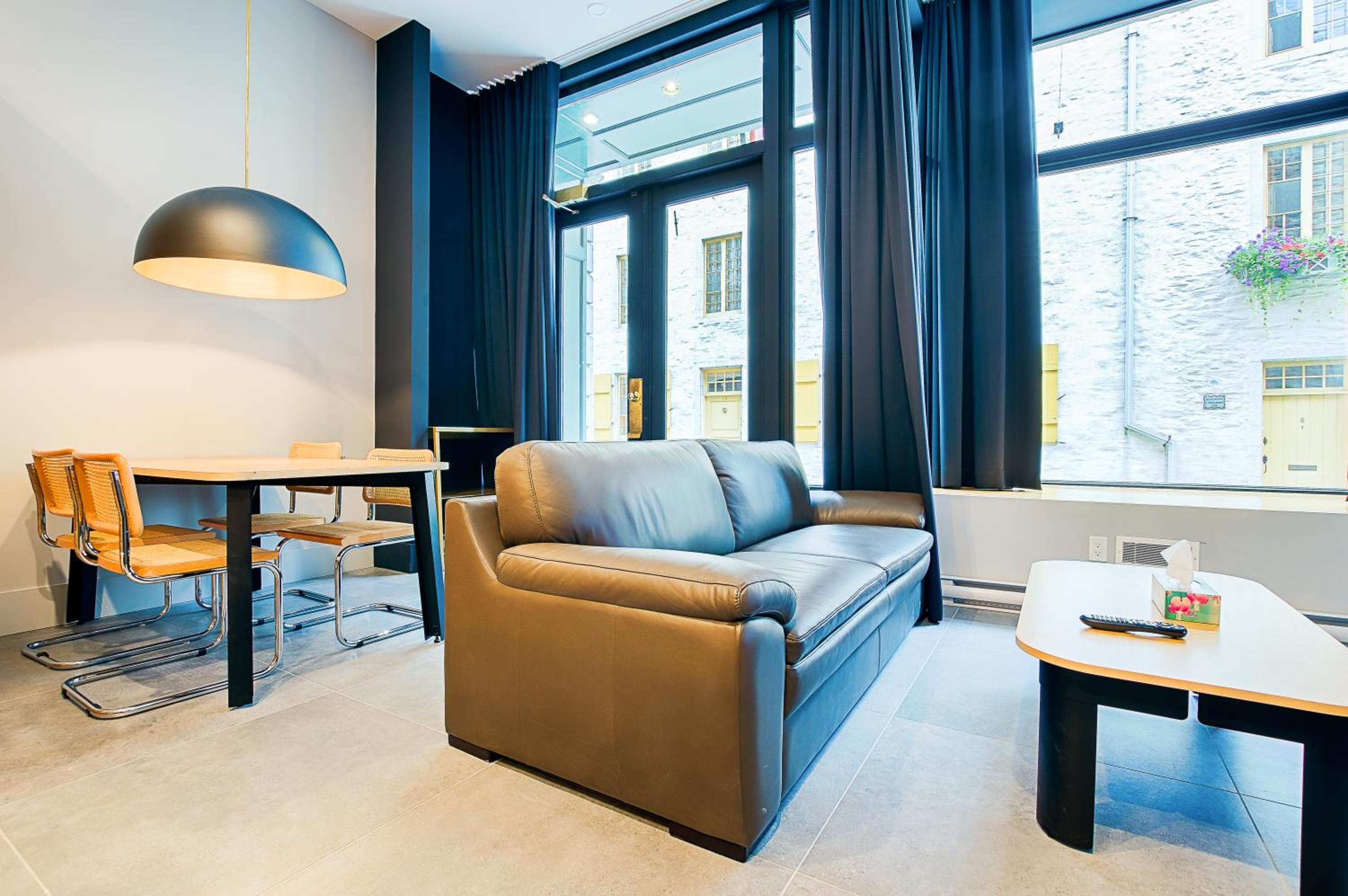 One-Bedroom Apartment (Ground Floor)