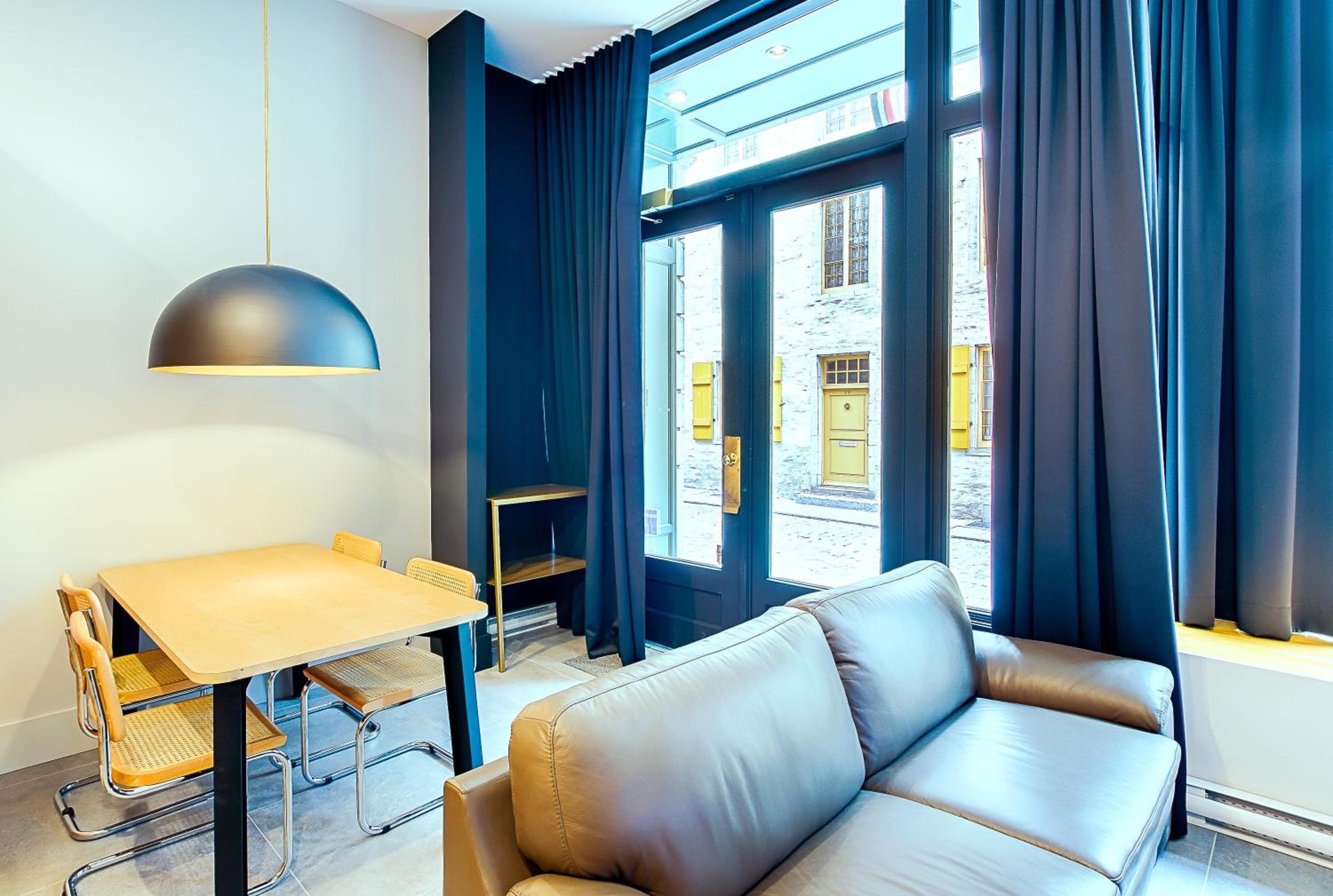 One-Bedroom Apartment (Ground Floor)