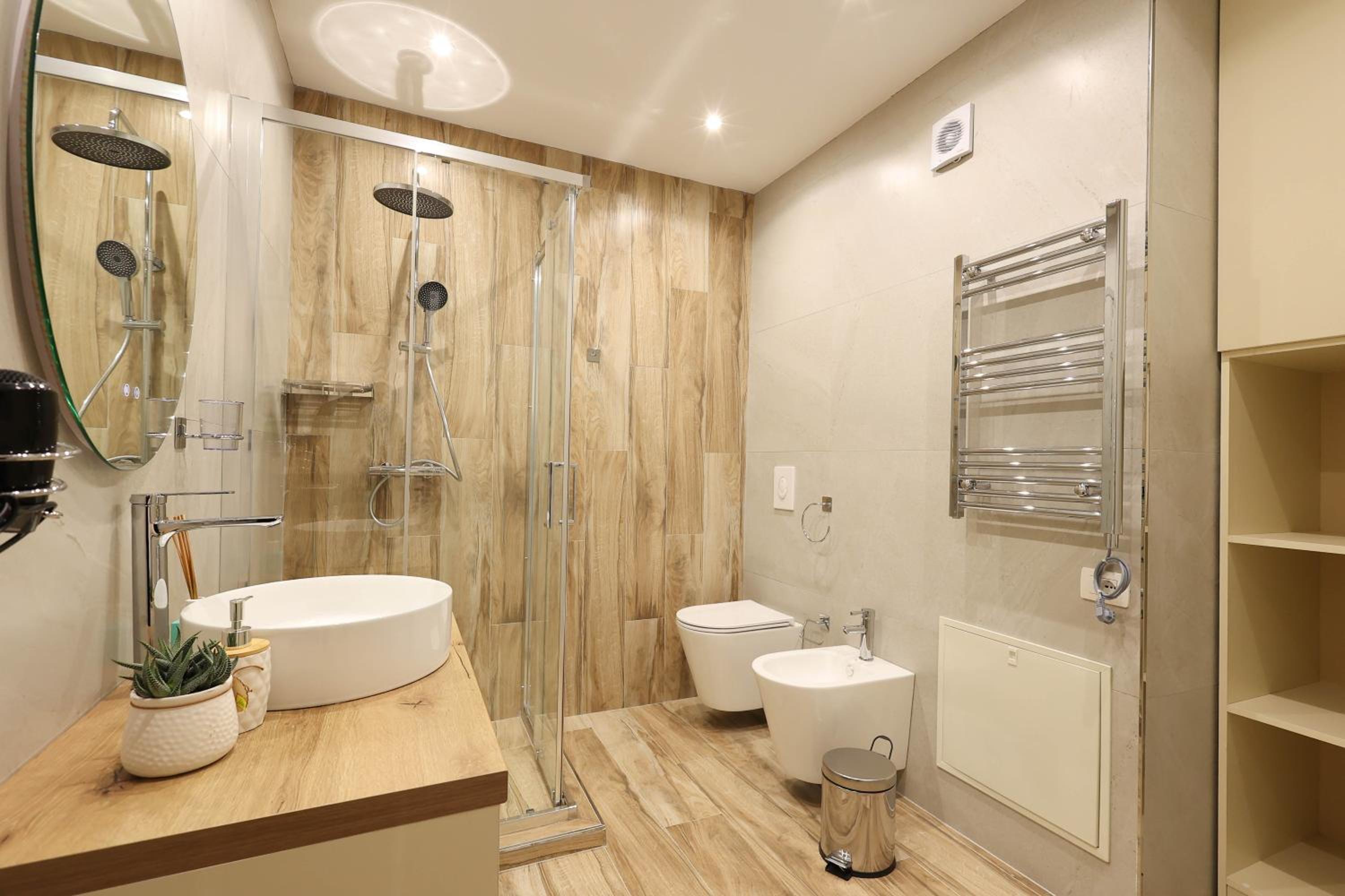 King Suite photo 2