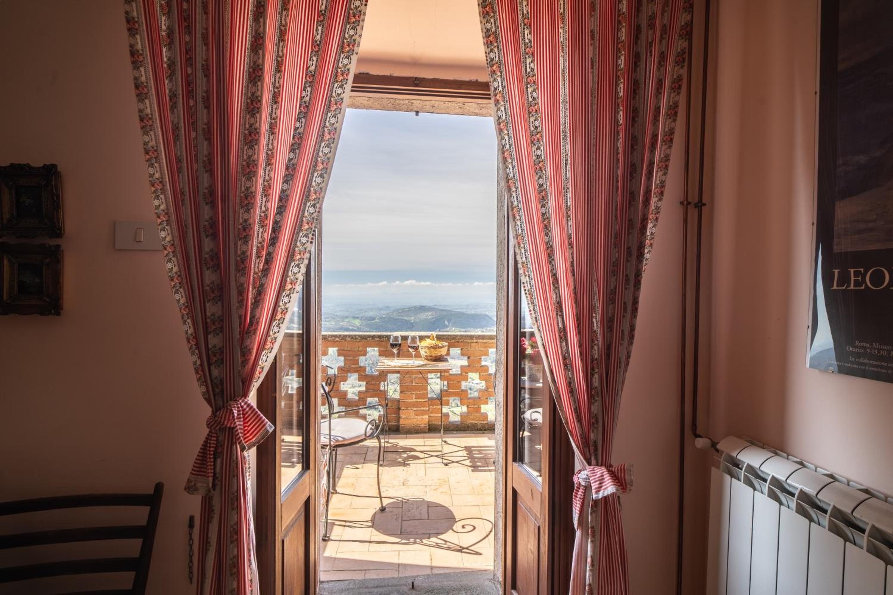 Apartment with Terrace photo 3