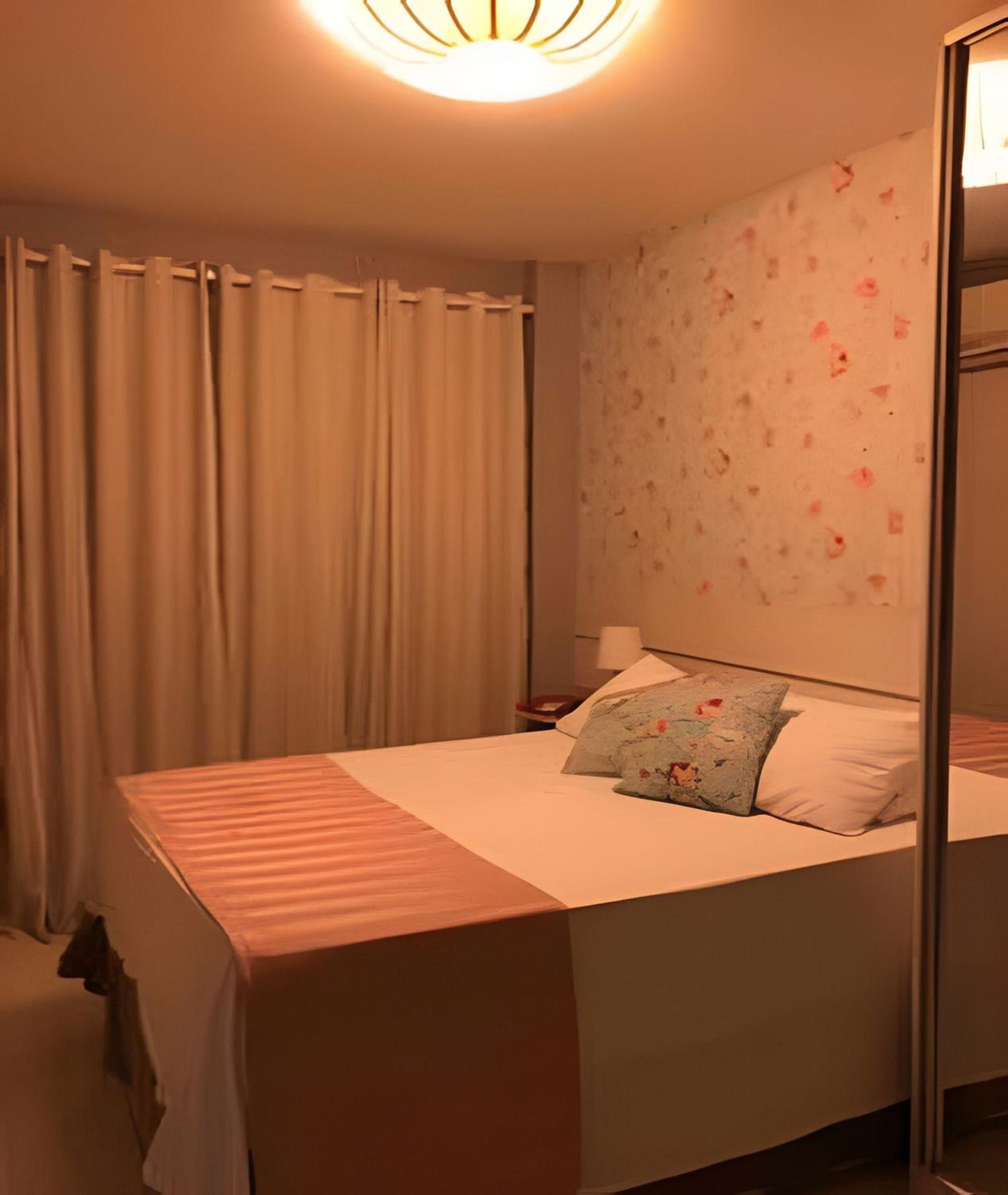 Apartment with Sea View - Photo 7