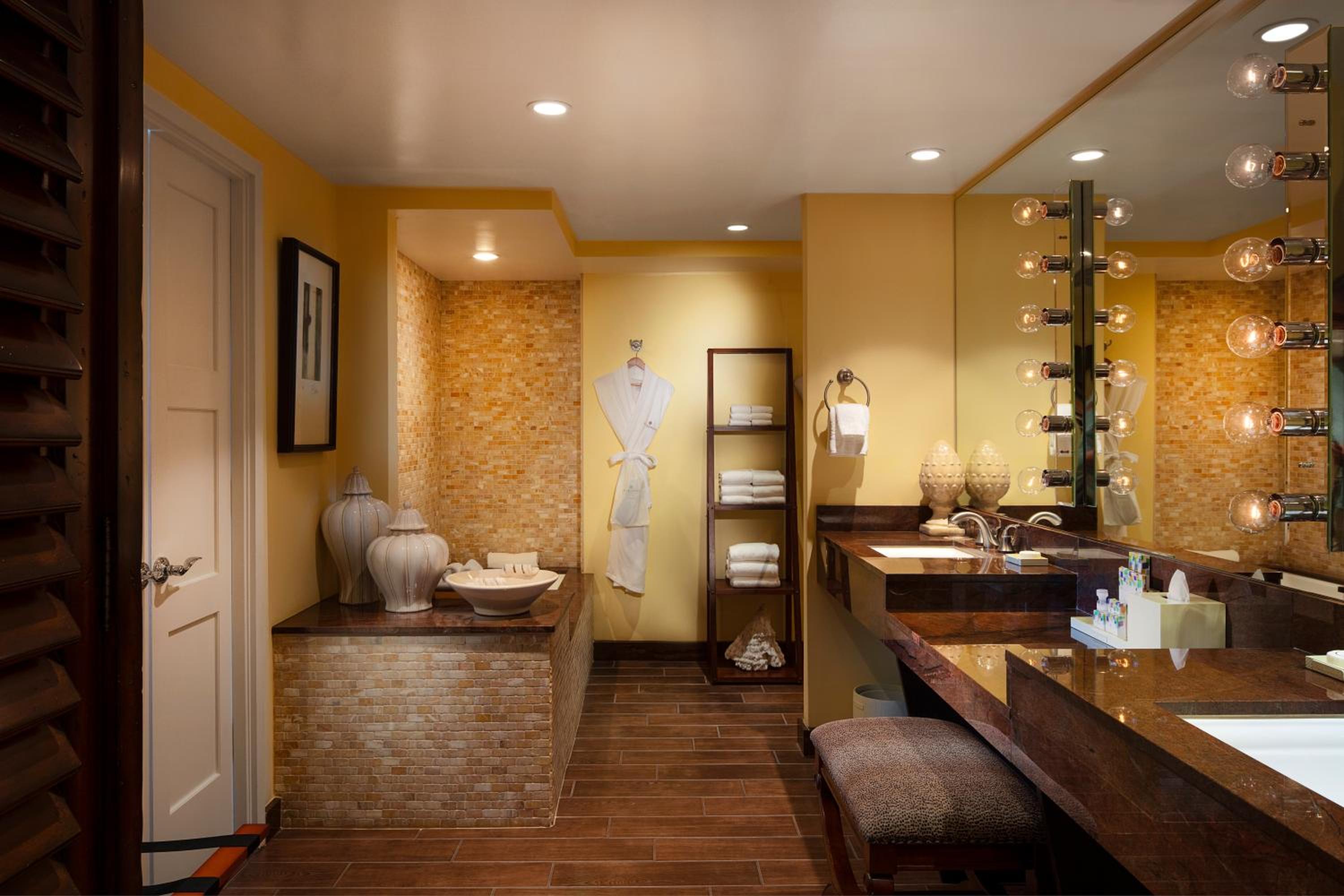 Tower Suite 1 King photo 3