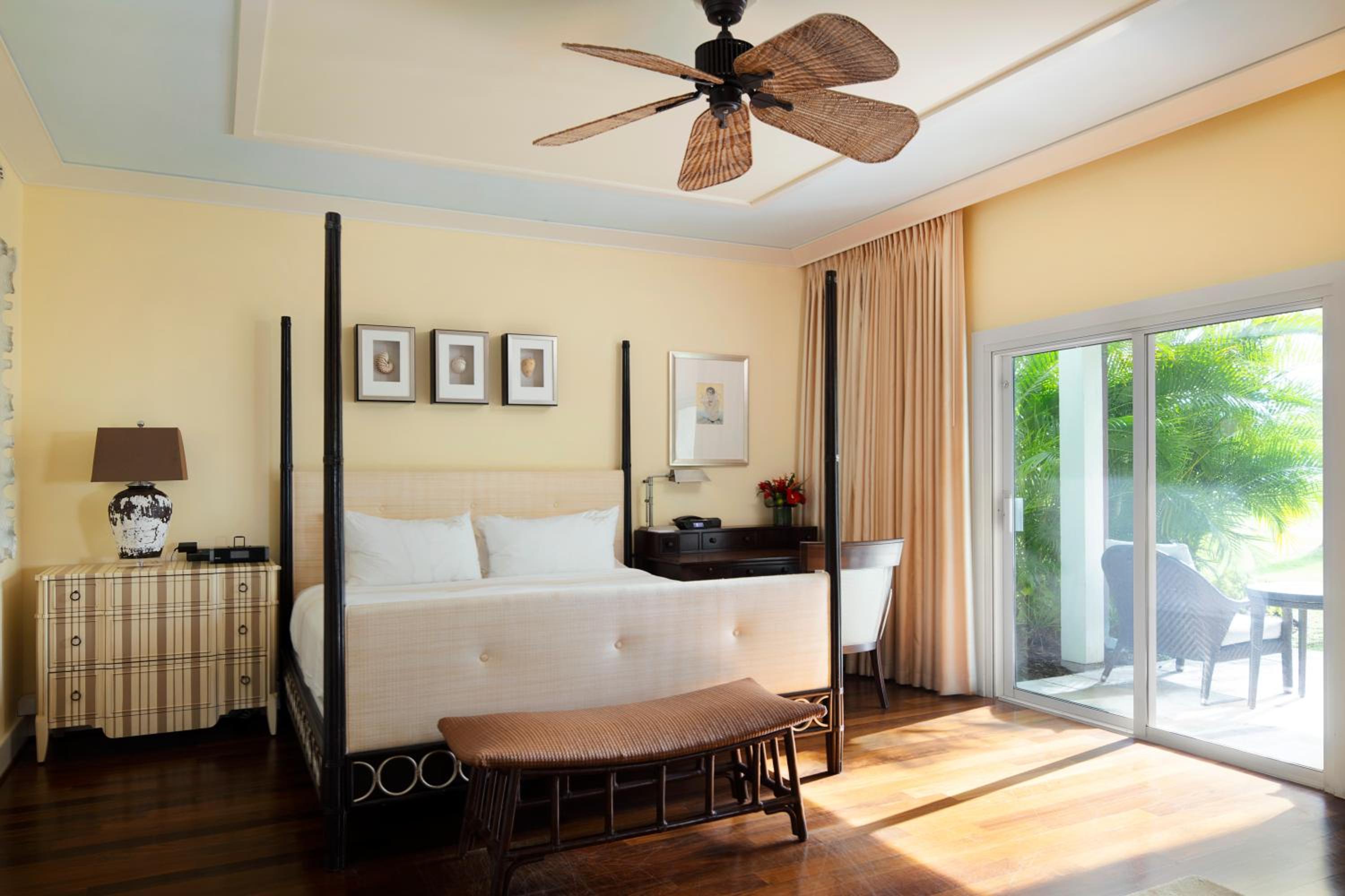The Kahala Hotel and Resort: Kahala Beach Suite photo