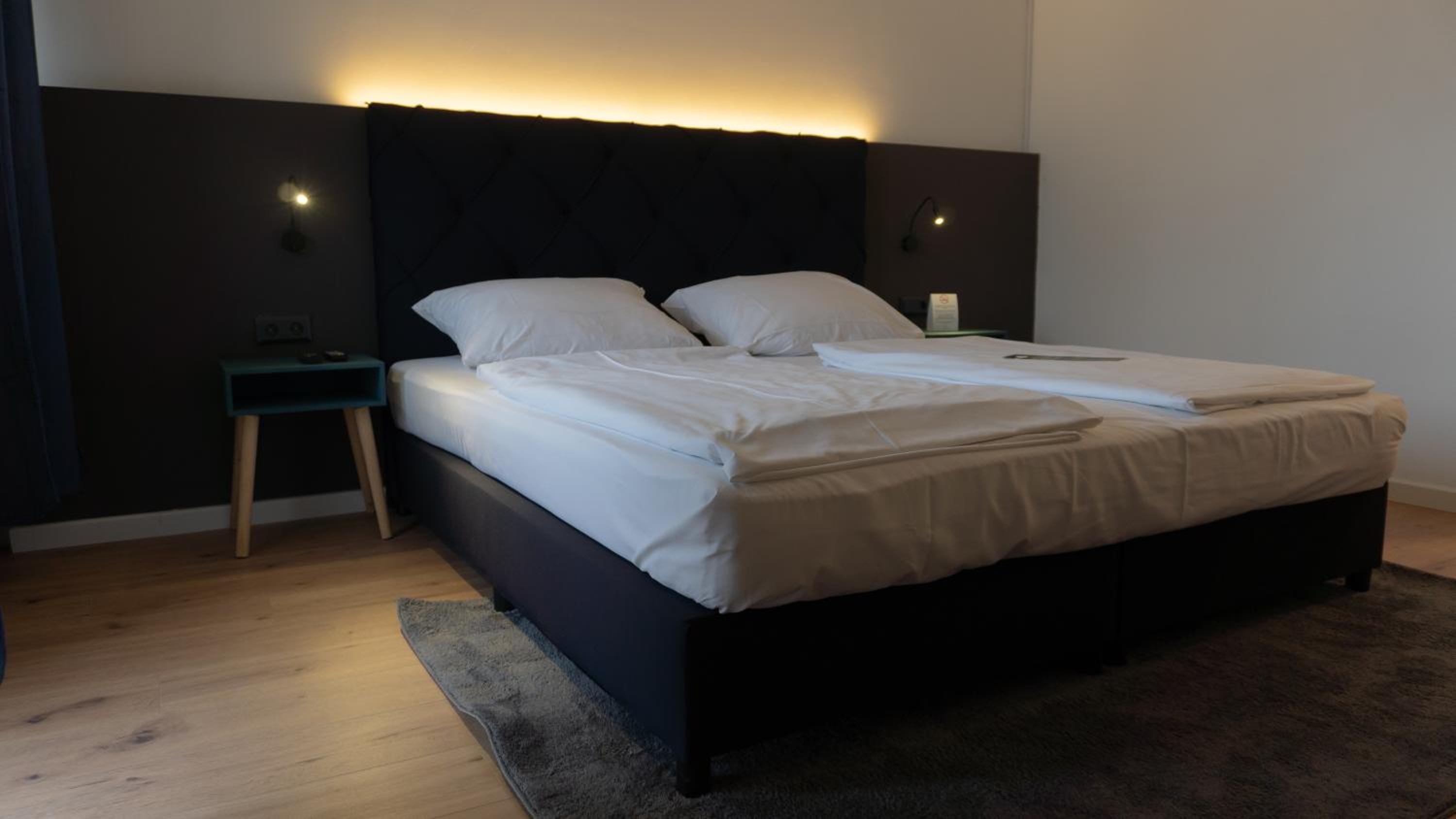 Double Room - Photo 5