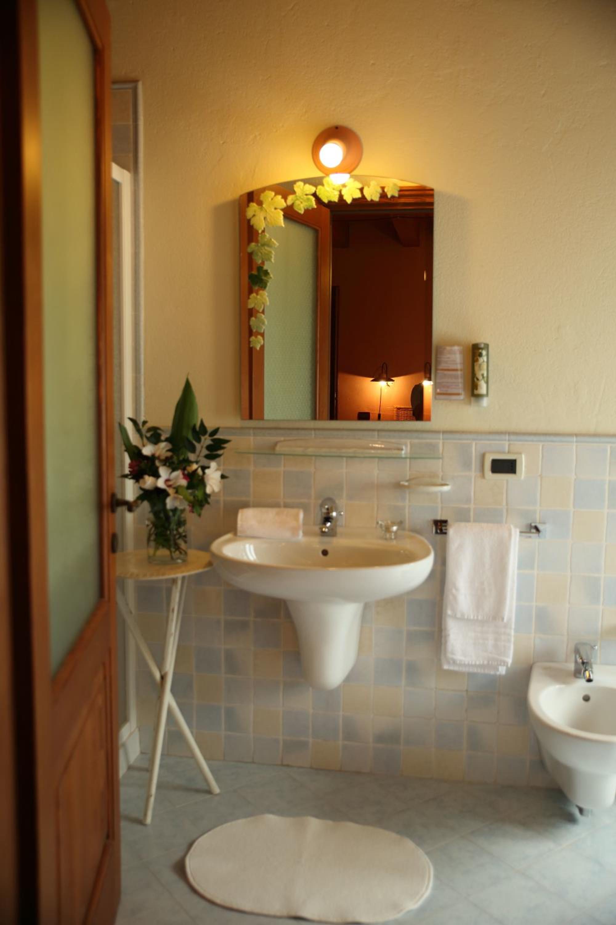 Double Room with Bathroom photo 3