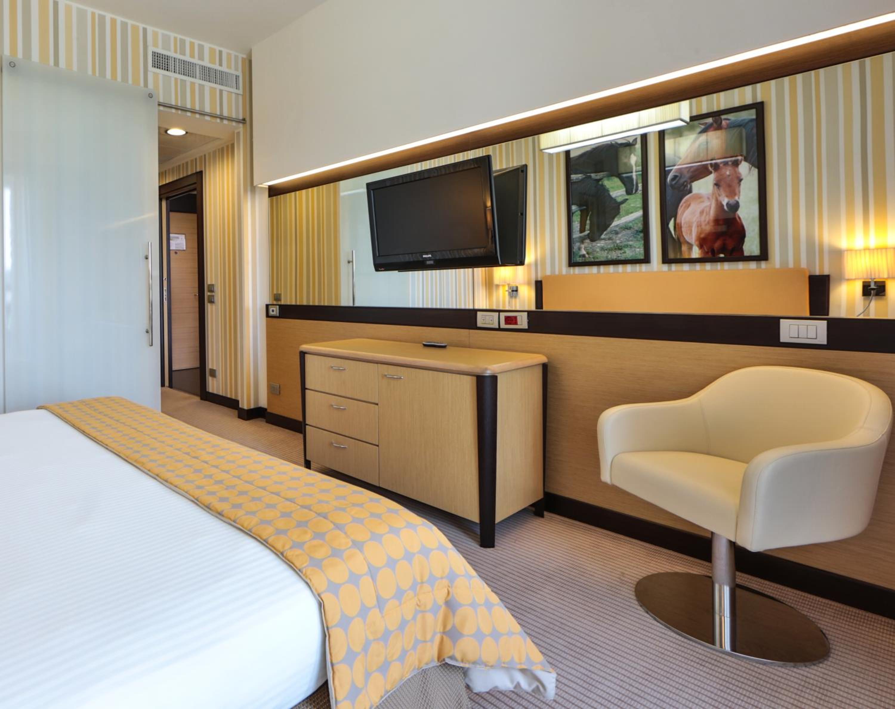 Superior Double or Twin Room - Photo 6