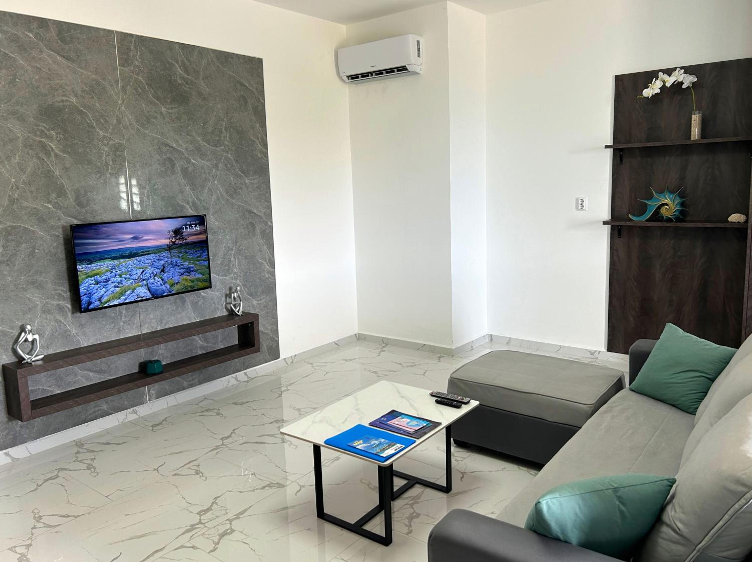 Apartment with Sea View