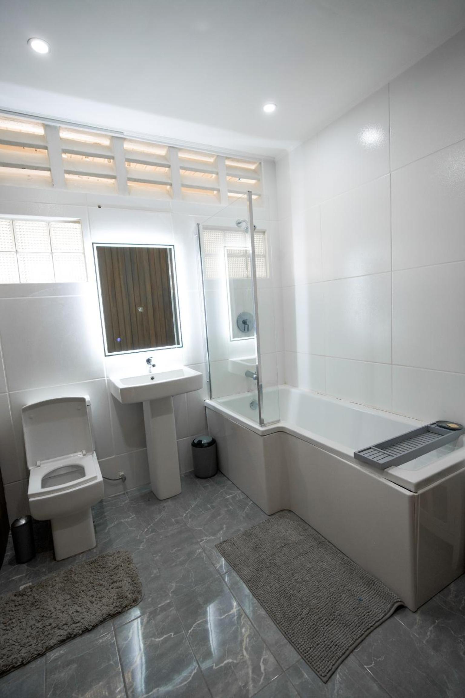 Two-Bedroom House photo 2
