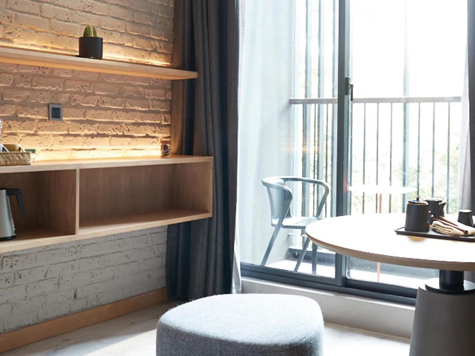 Double Room with Balcony photo 2