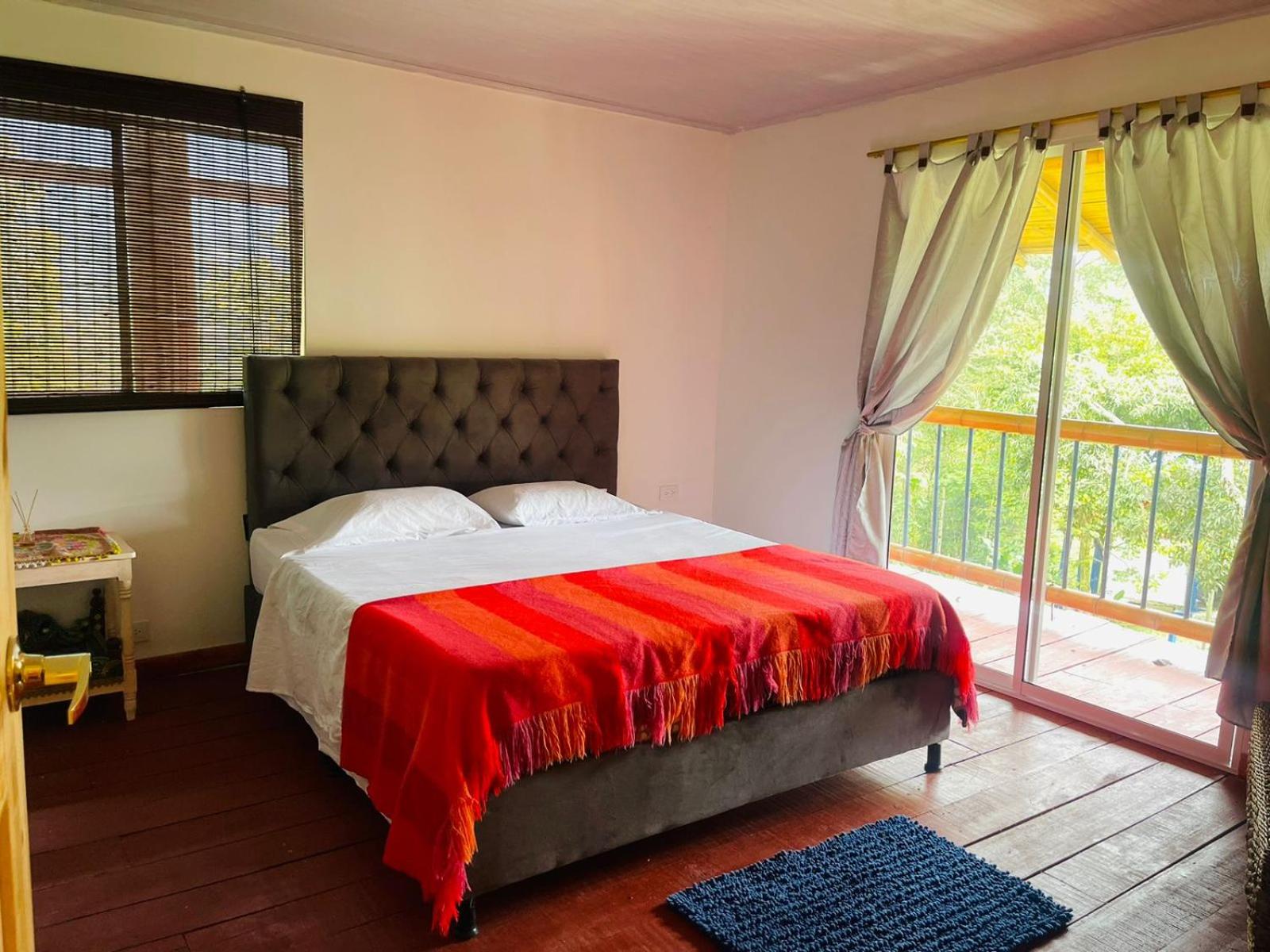 Double Room with Private Bathroom photo 1