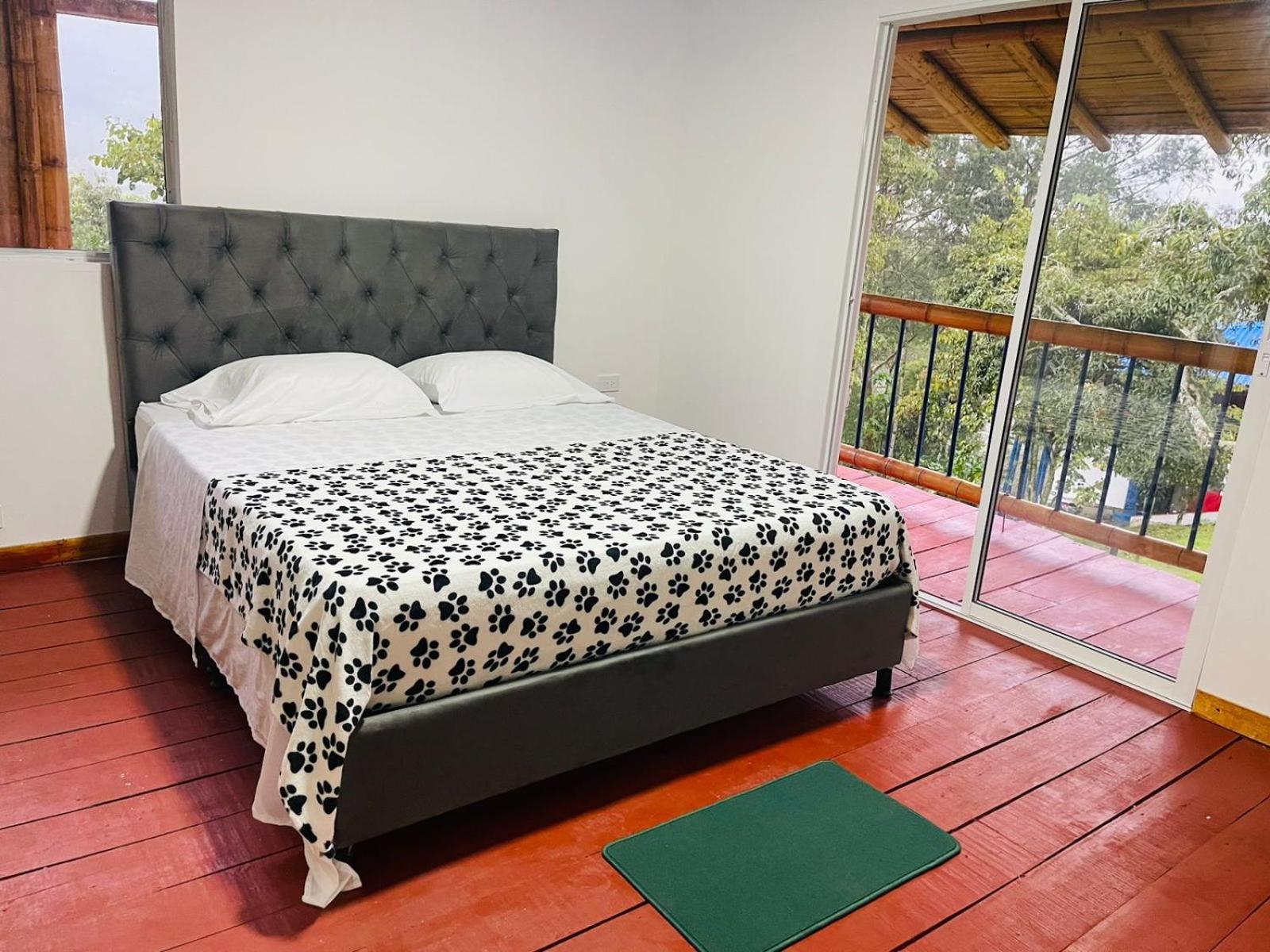 Double Room with Private Bathroom photo 3