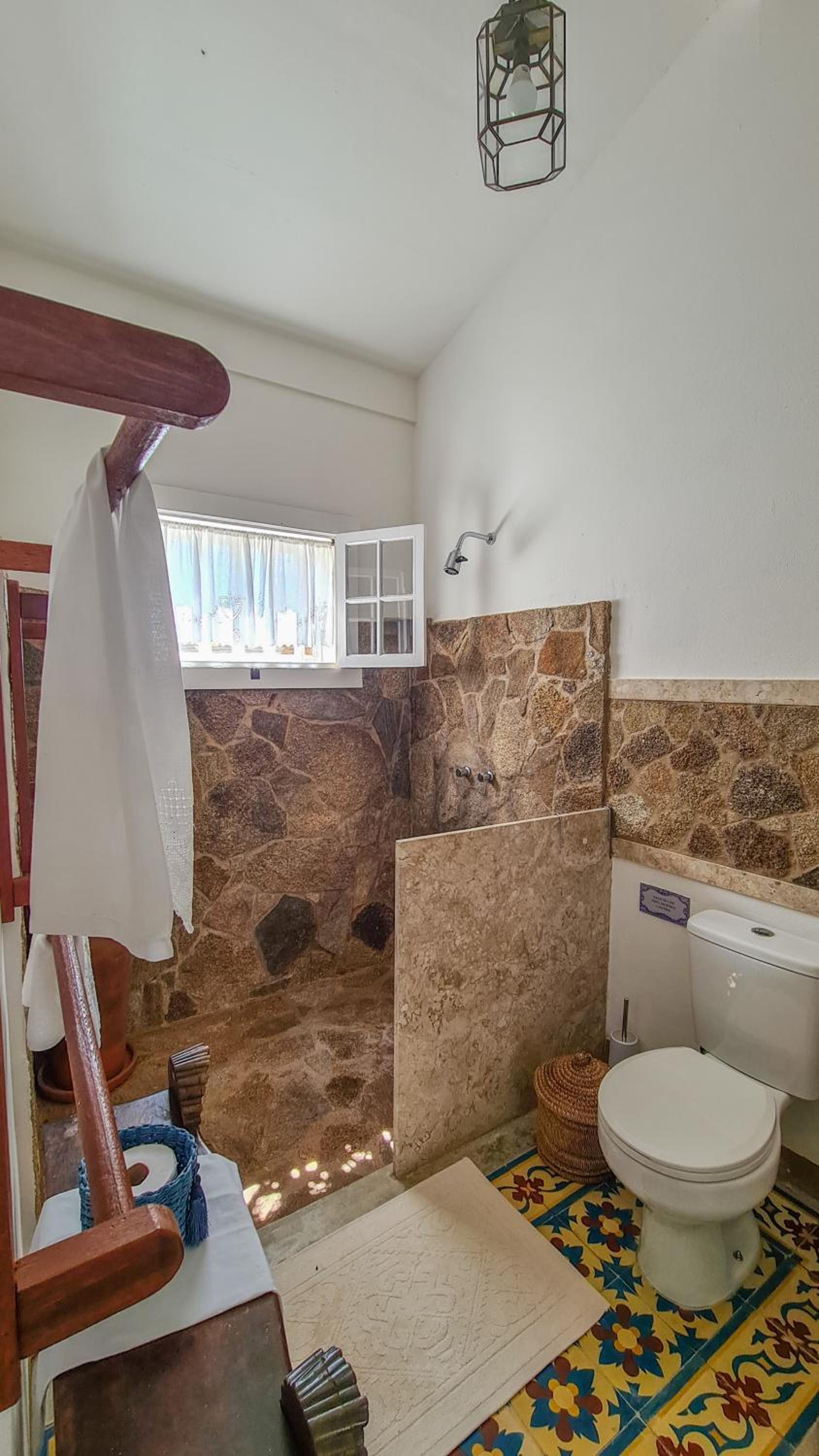 King Suite - Photo 6