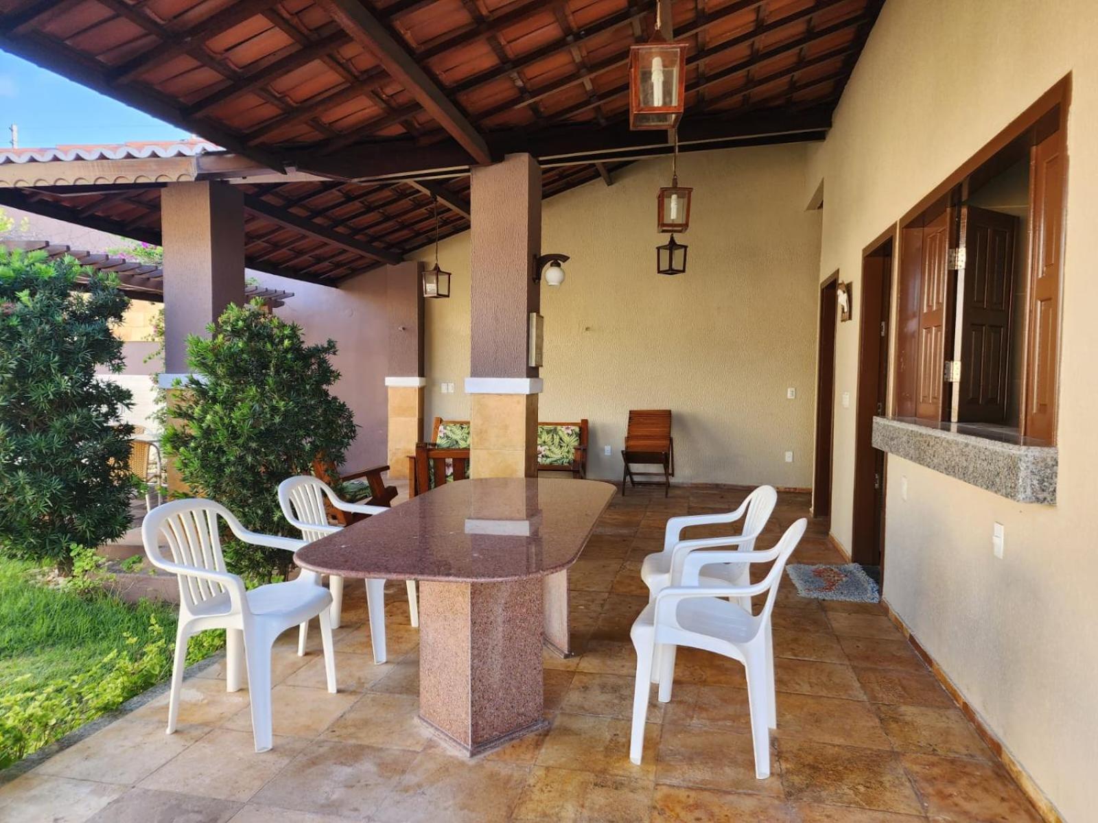 Three-Bedroom House photo 2