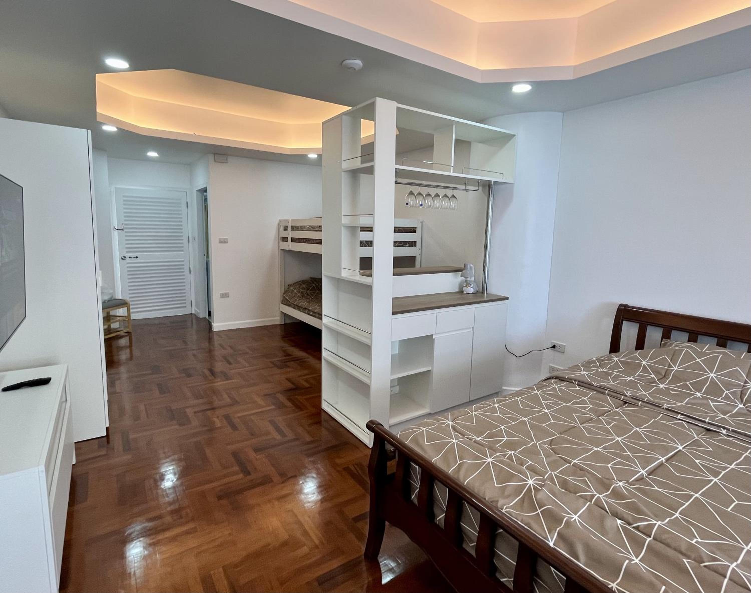 Deluxe Family Room photo 3