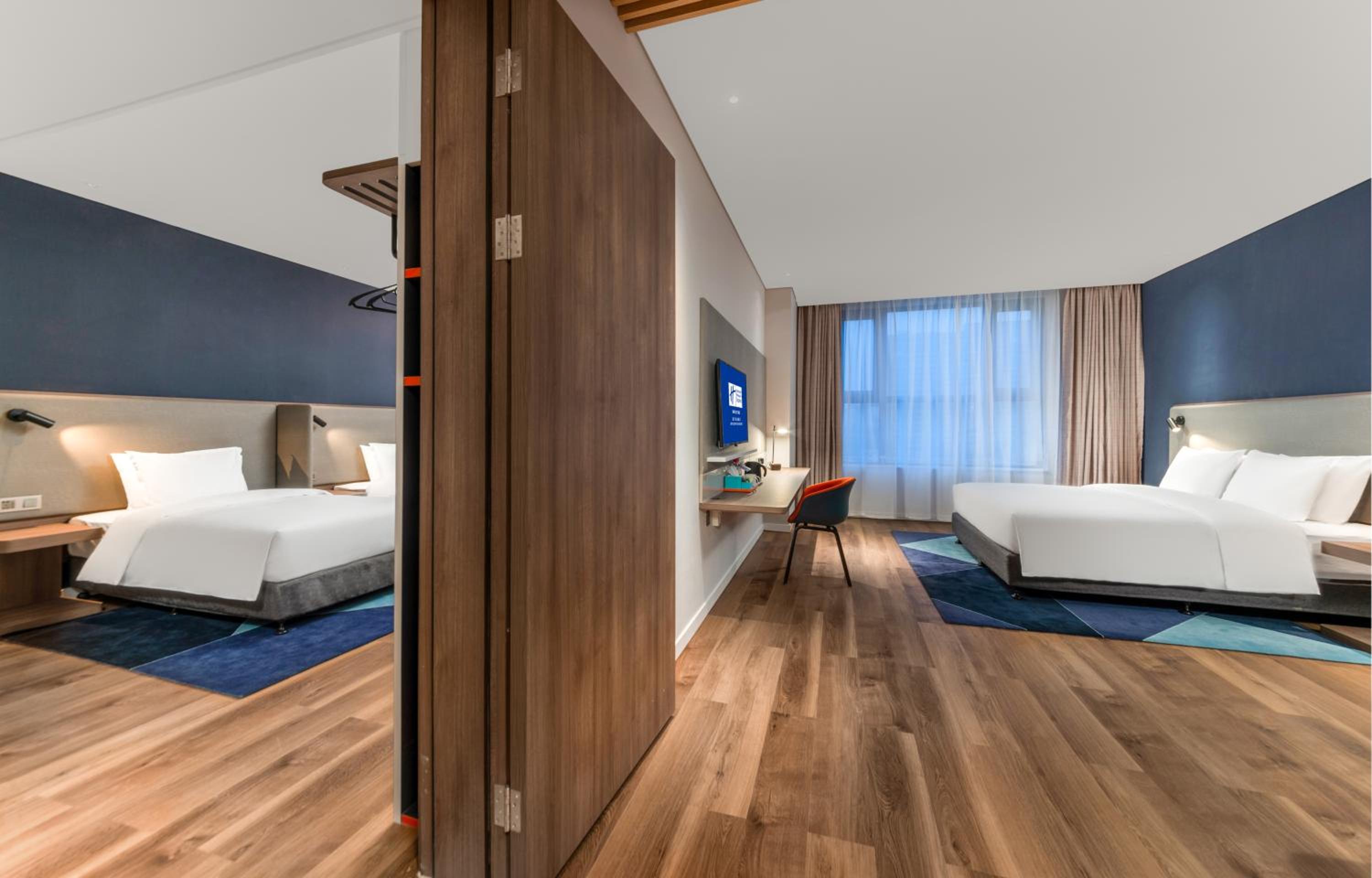 Standard King Room - Accessible