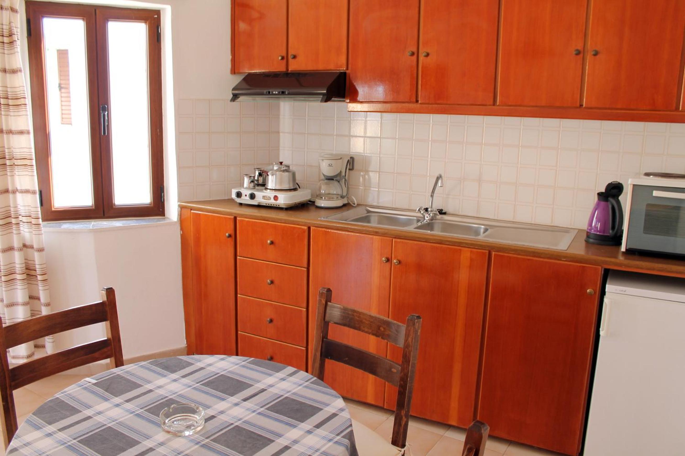 One-Bedroom Apartment (4 Adults) photo 2