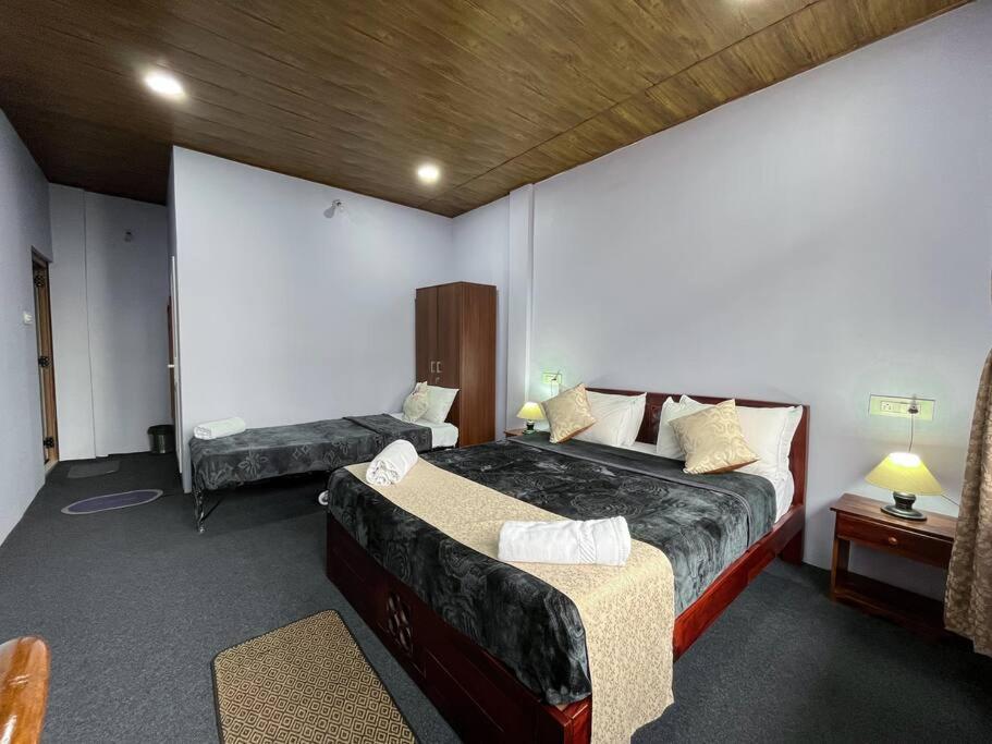 Two-Bedroom Apartment - Photo 3