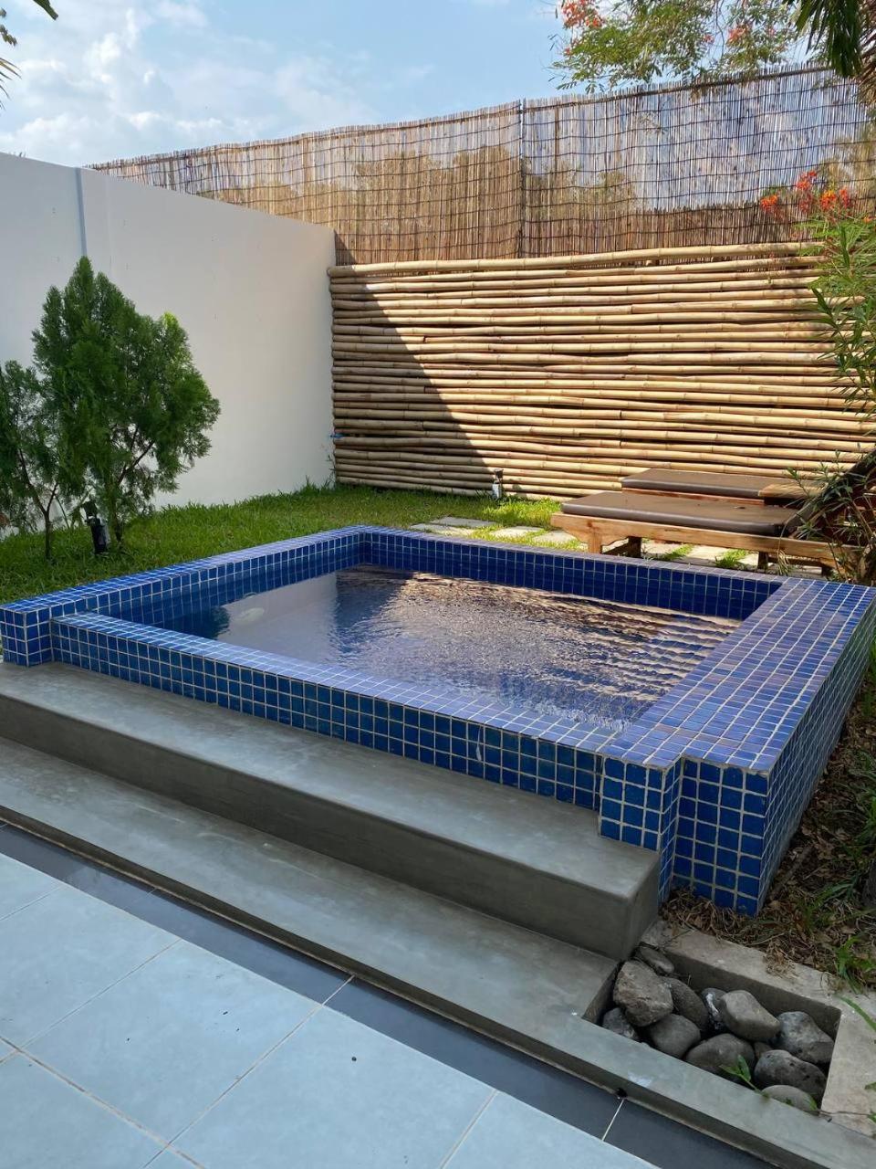 Junior Suite with Private Pool - Photo 6