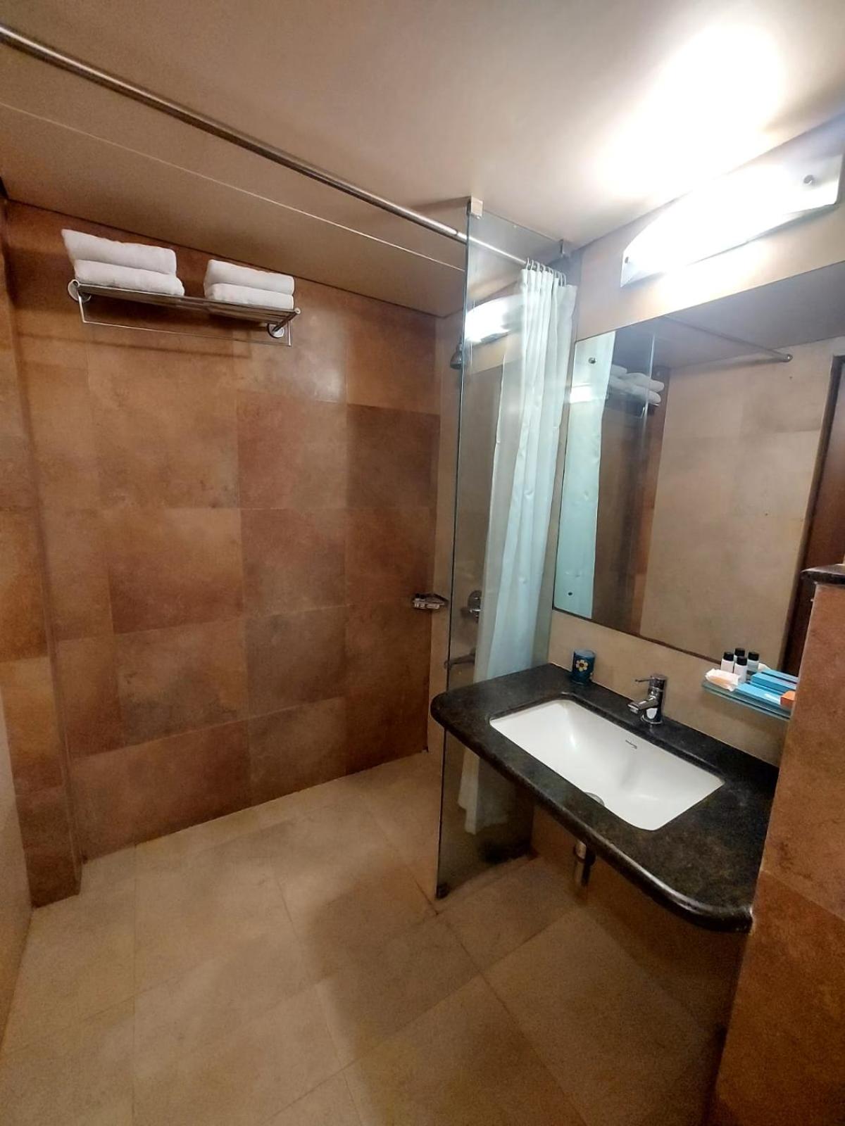 Superior Room - Photo 5