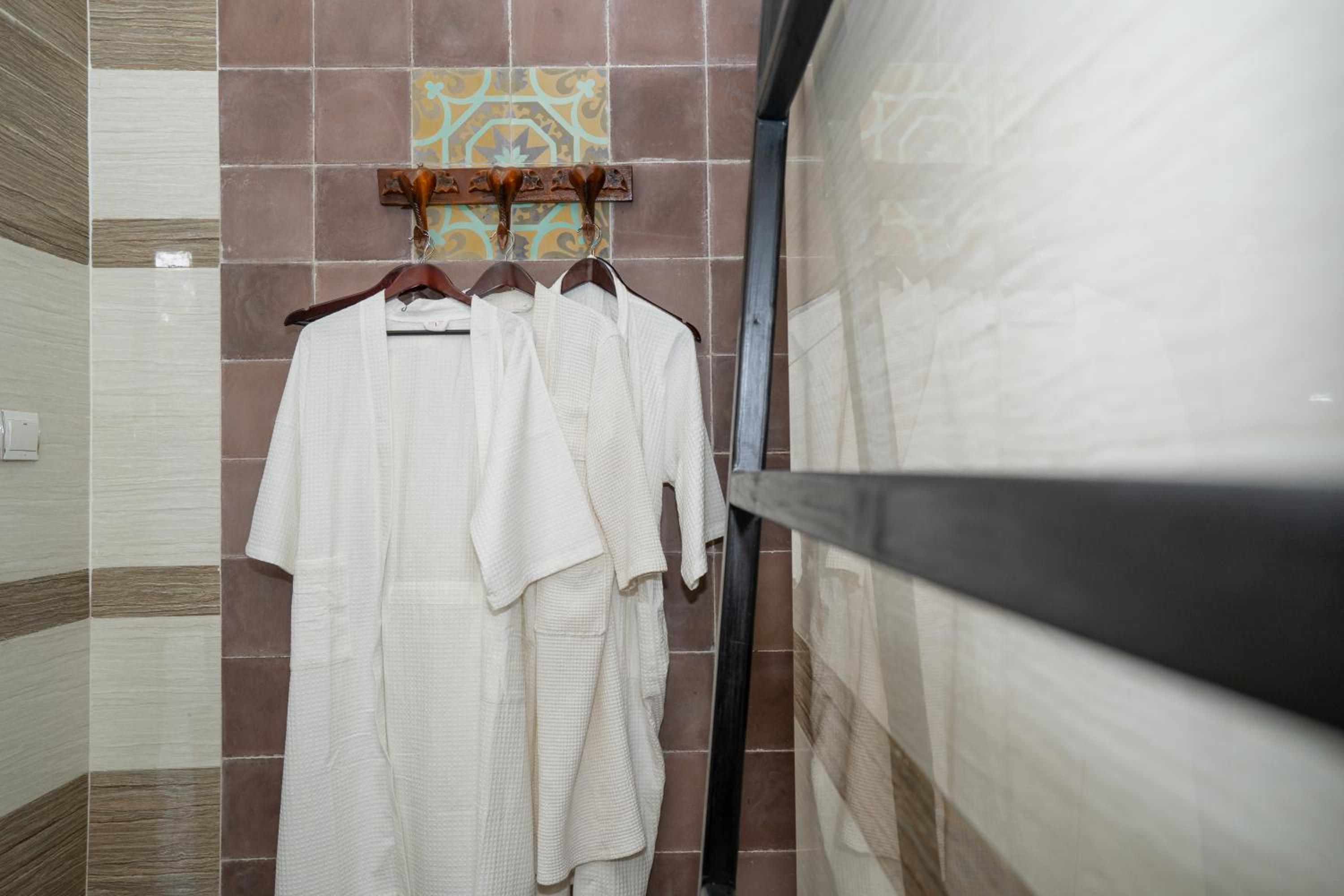 Deluxe Triple Room - Photo 7