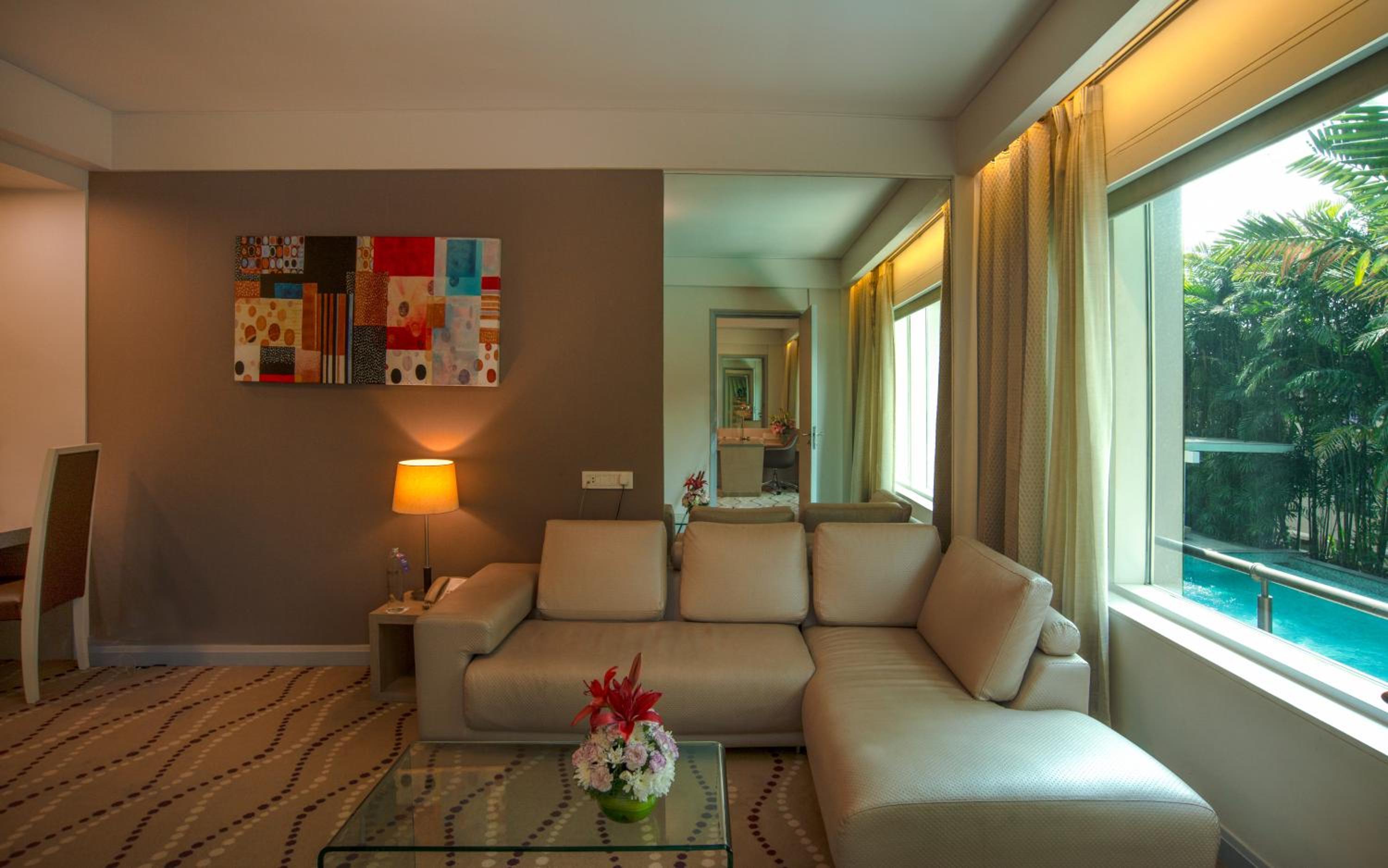One-Bedroom Suite - Photo 1