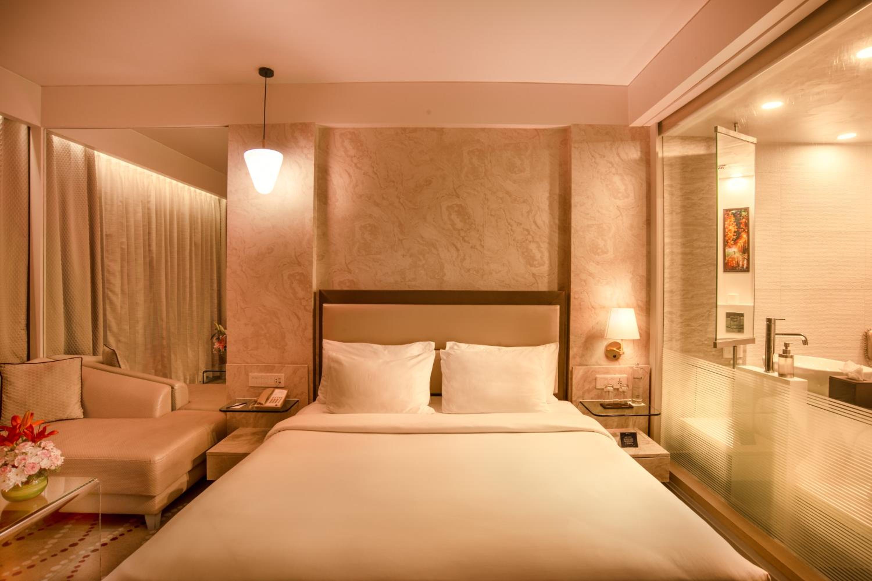 Deluxe Room - Photo 1