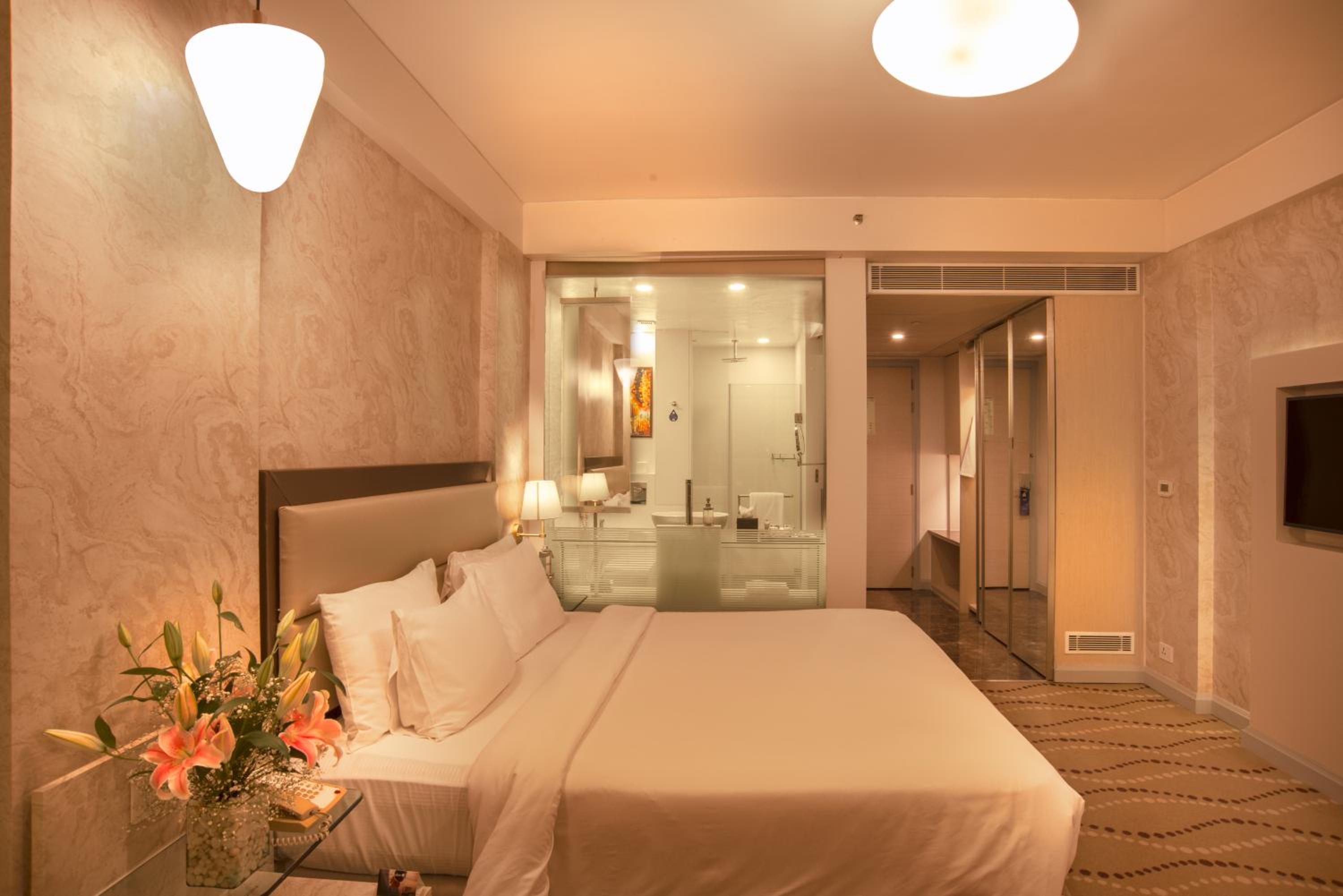 Business Room - Photo 2