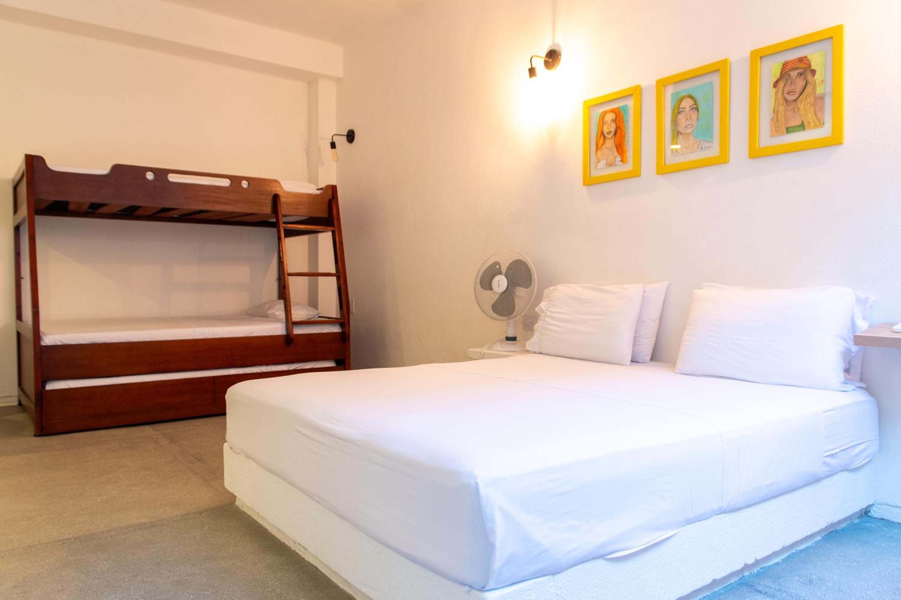 Classic Quadruple Room photo 2