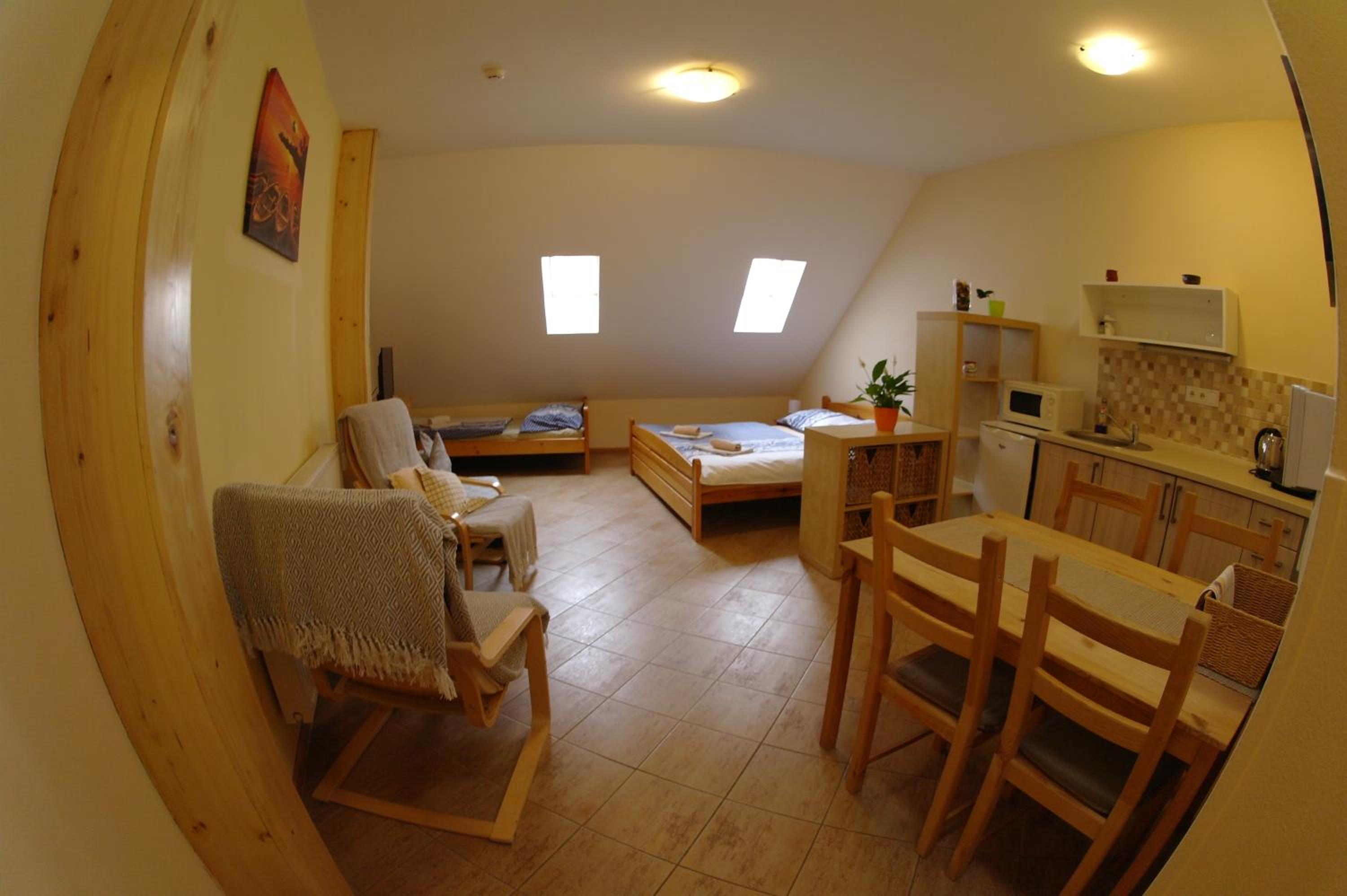 Triple Room photo 2
