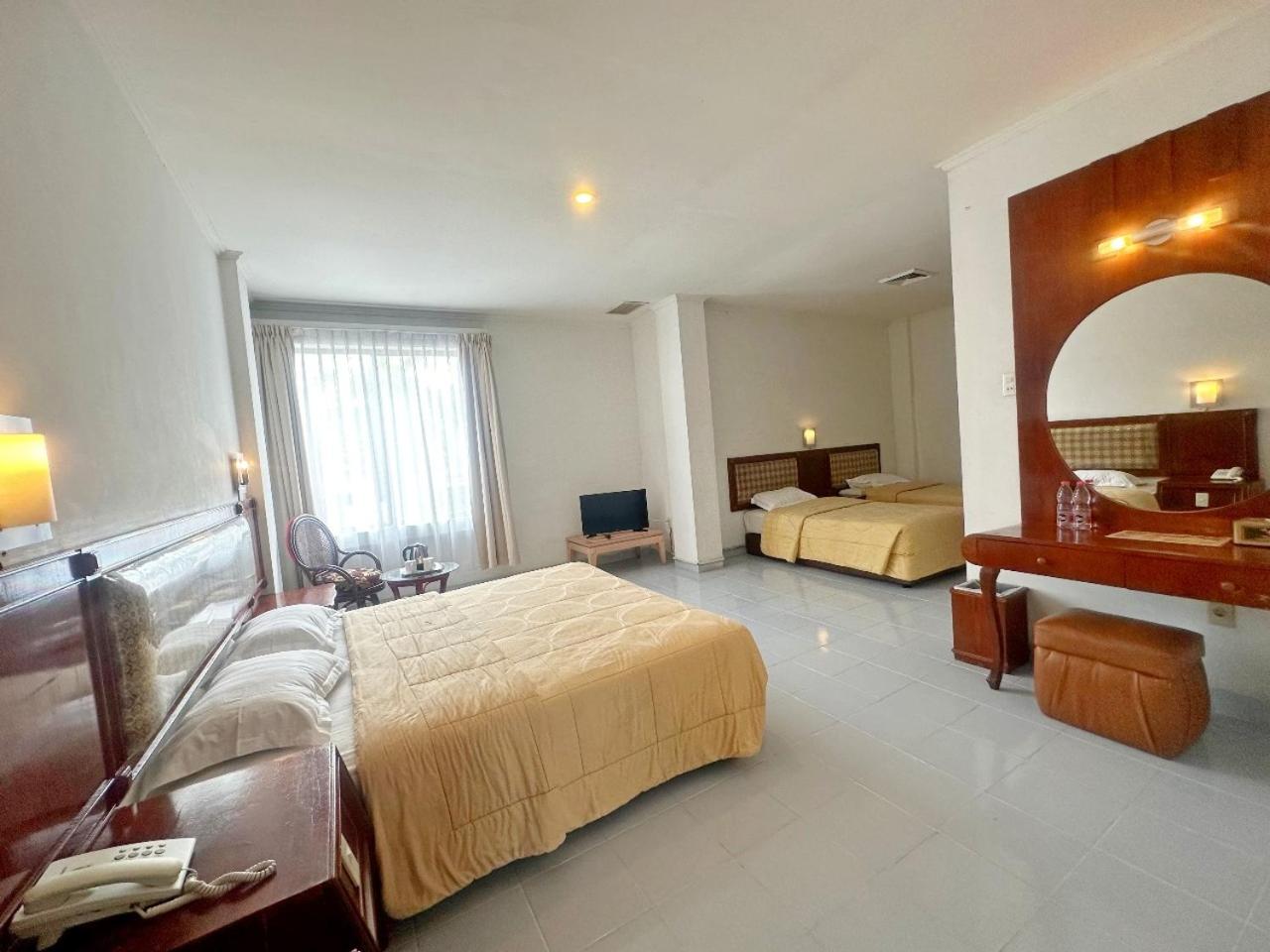 Family Suite - Photo 1