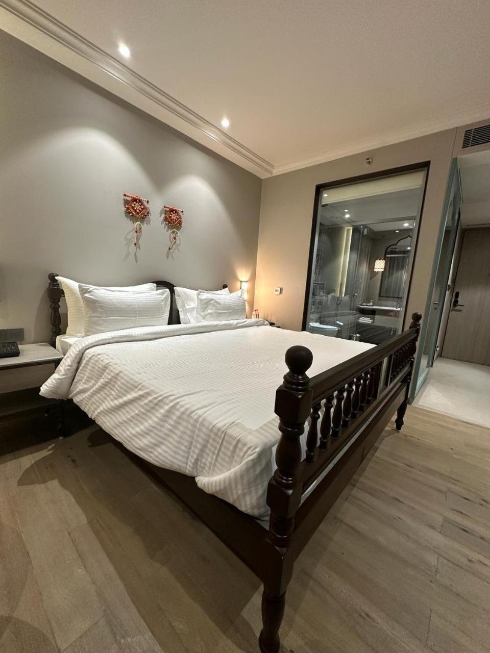 King Room with Garden View photo 2
