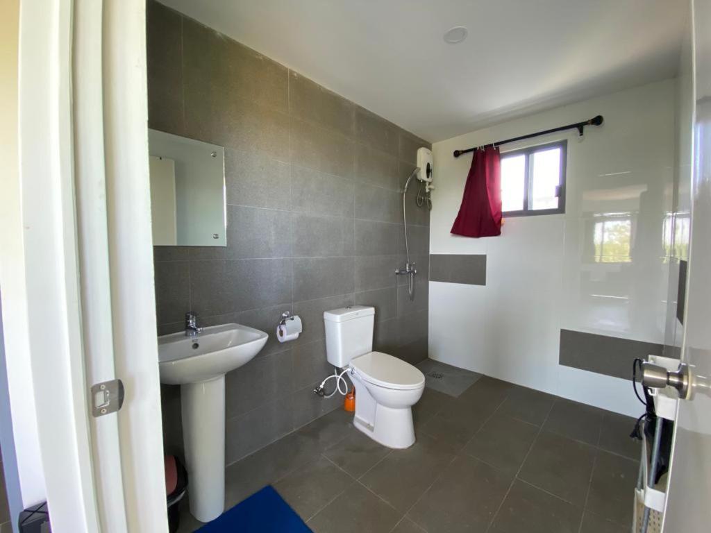 Two-Bedroom Apartment - Photo 7