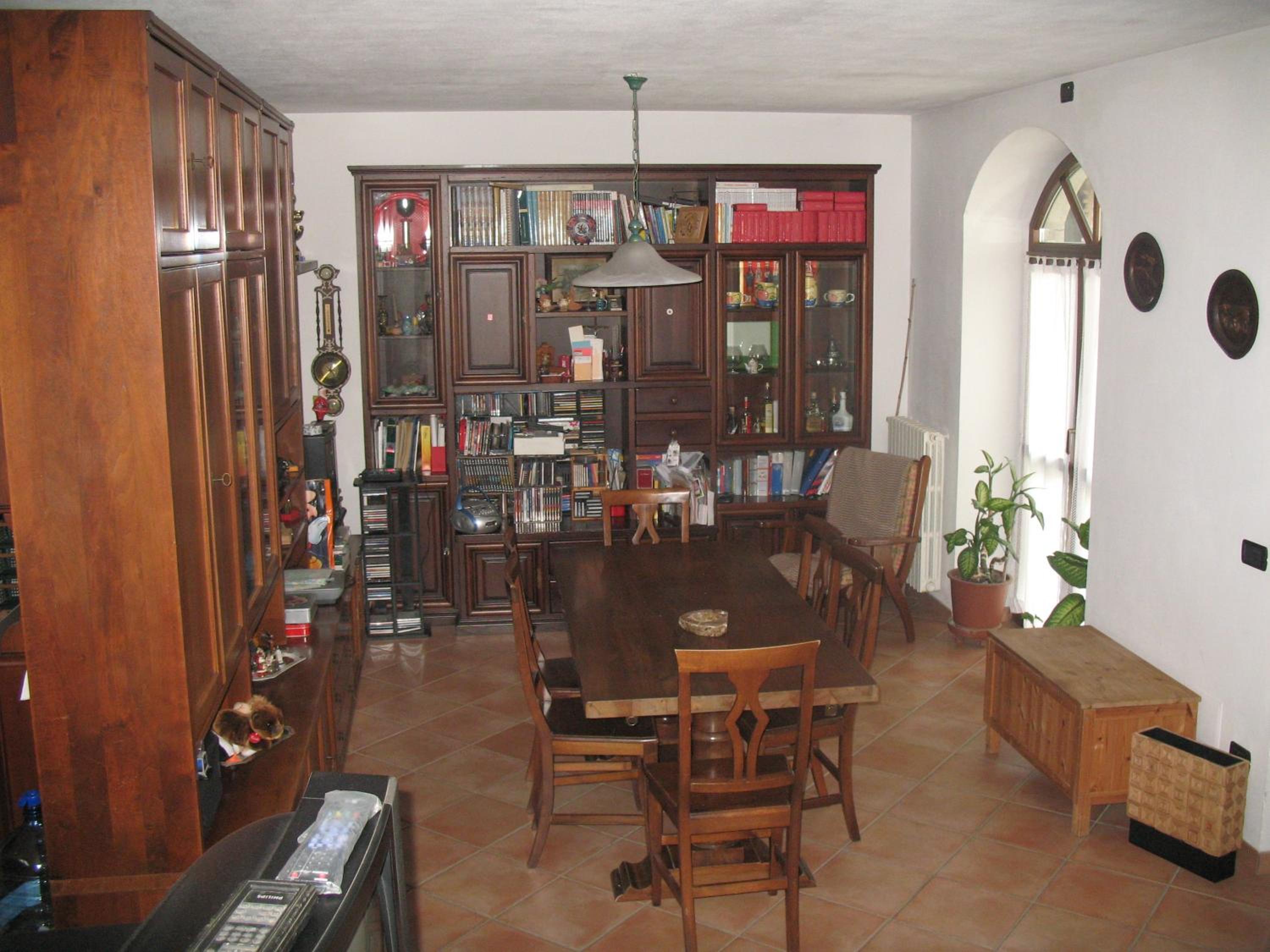 Two-Bedroom Apartment - Photo 8