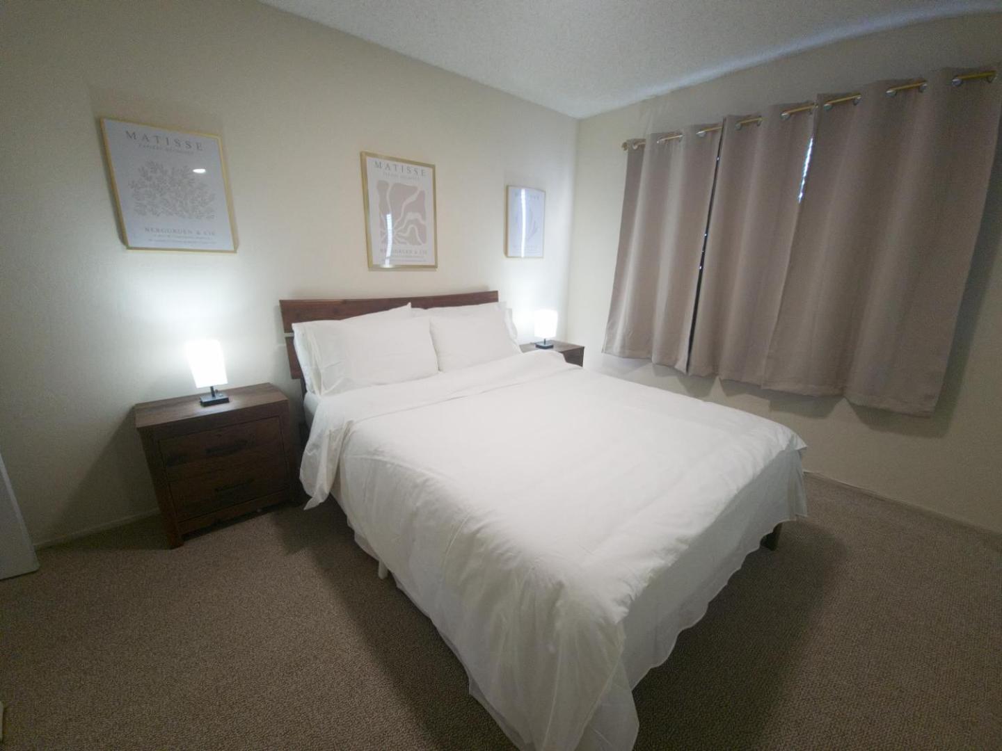 Double Room with Shared Bathroom photo 1