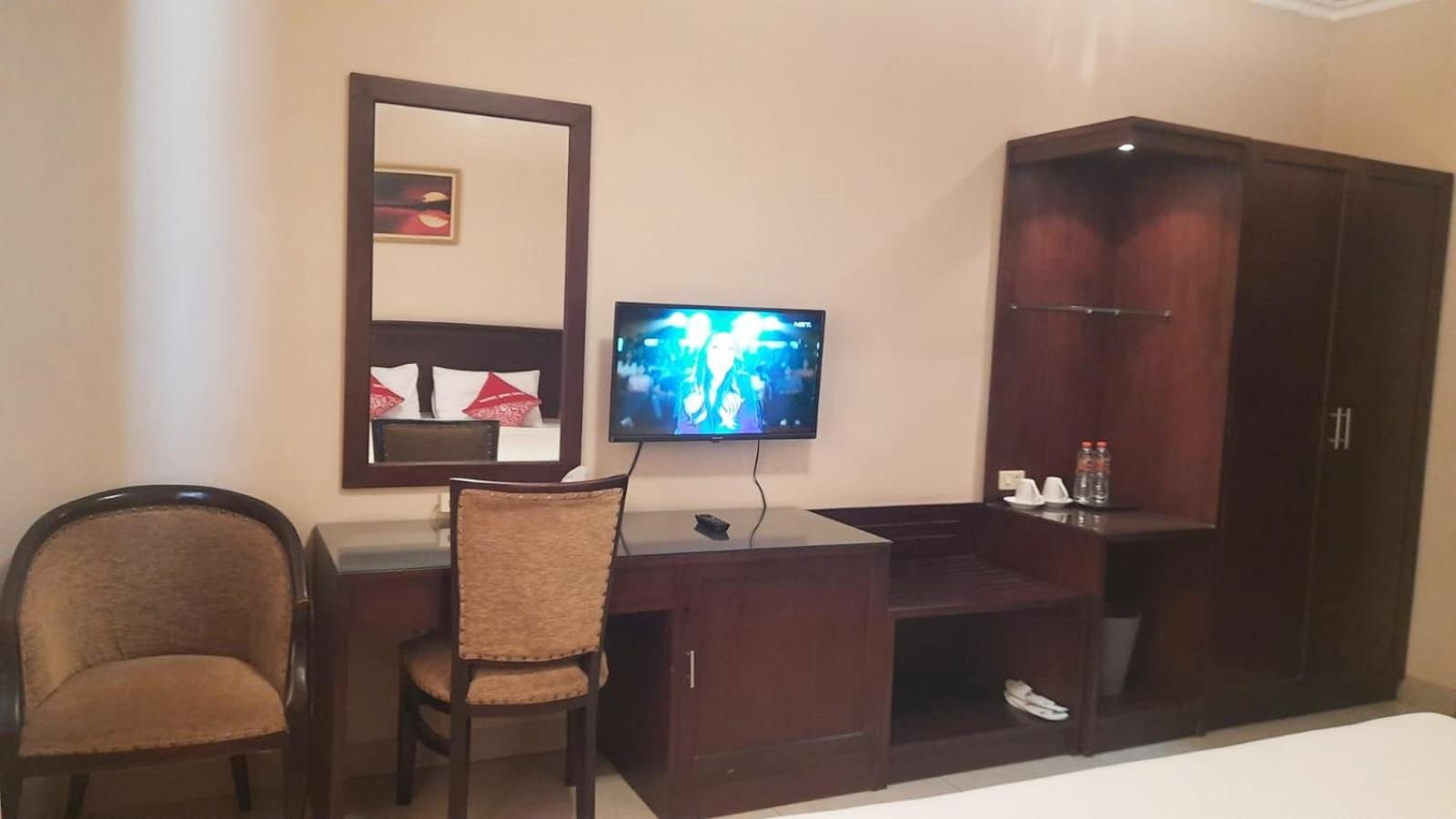 Deluxe Twin Room - Photo 5
