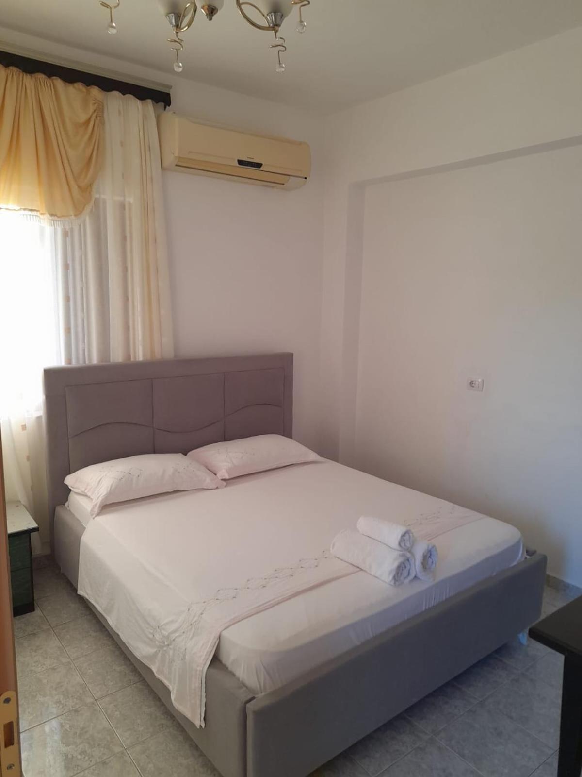 Two-Bedroom Apartment with Balcony photo 3