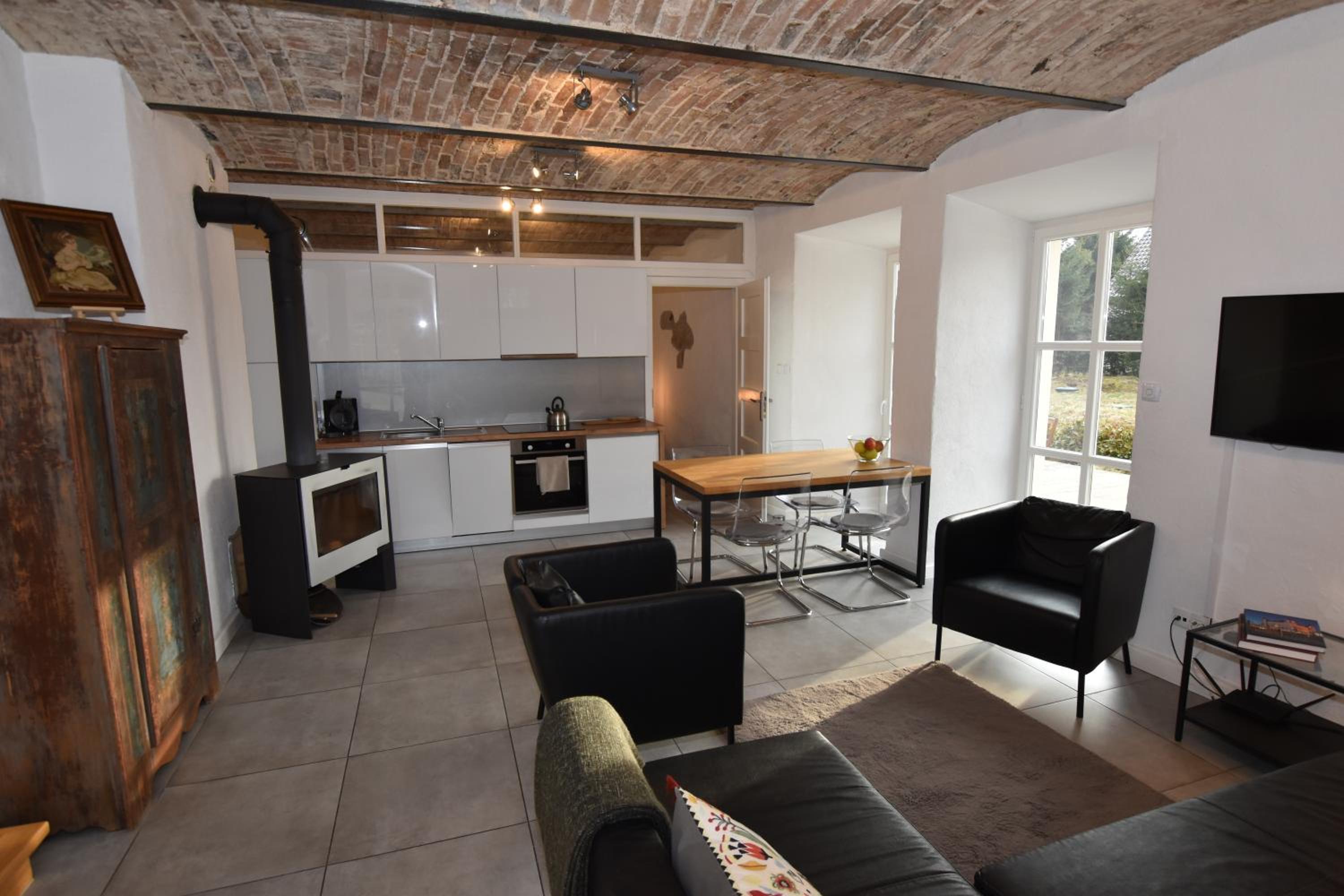 Deluxe Apartment with Terrace photo 3