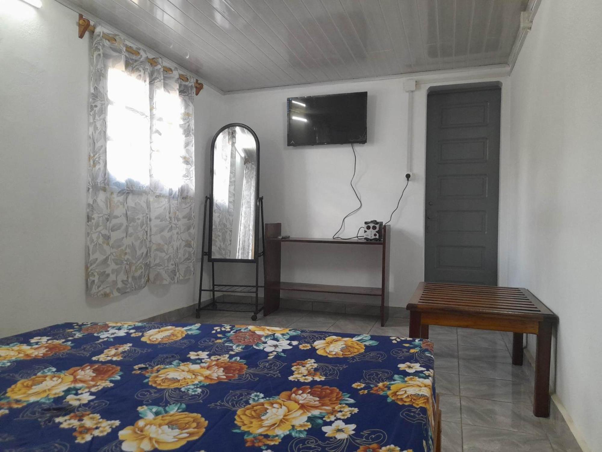 Double Room with Private Bathroom photo 1