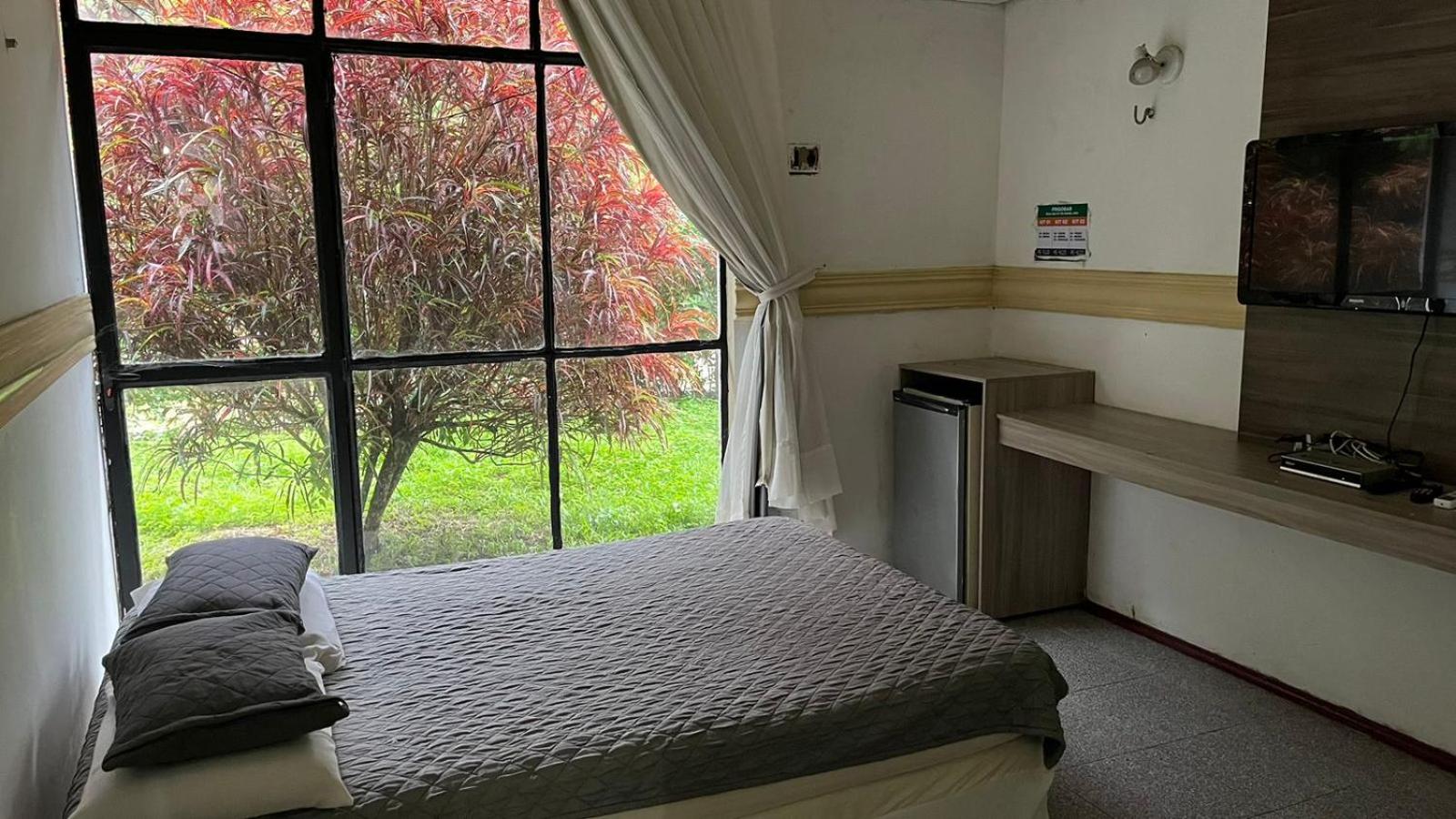 Double Room - Photo 3