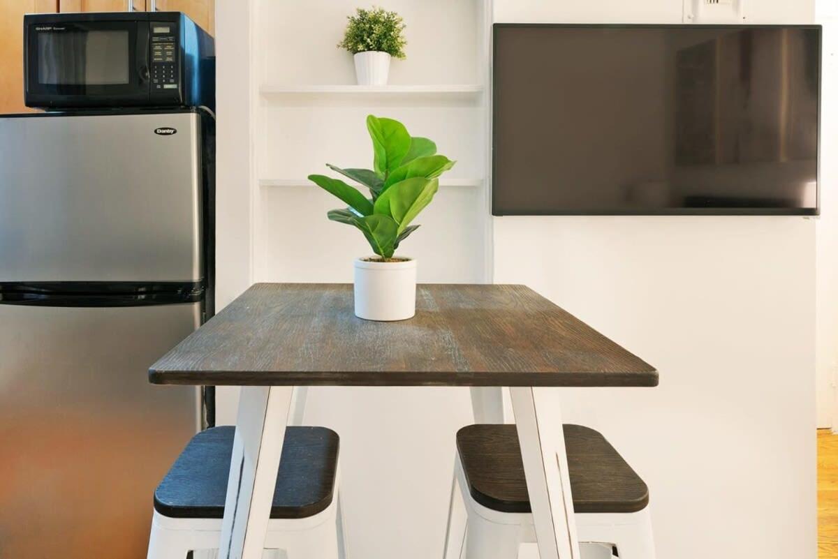 Apartment photo 2